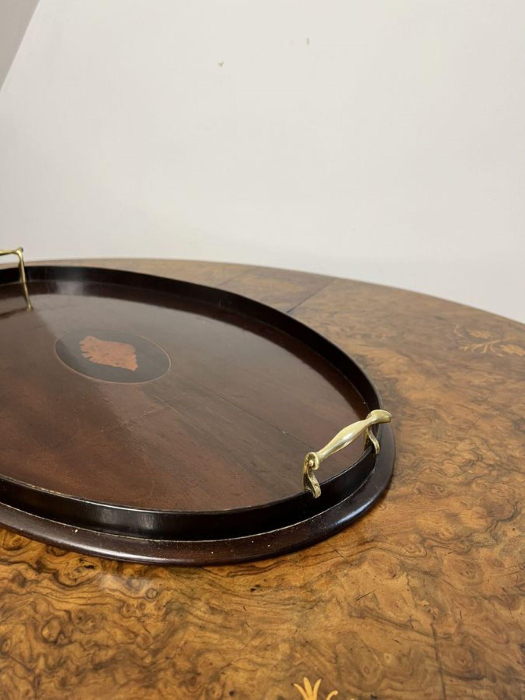 Quality antique Edwardian mahogany inlaid oval tea tray  In Good Condition For Sale In Ipswich, GB