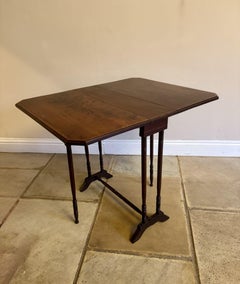 Quality antique Edwardian mahogany Sutherland table