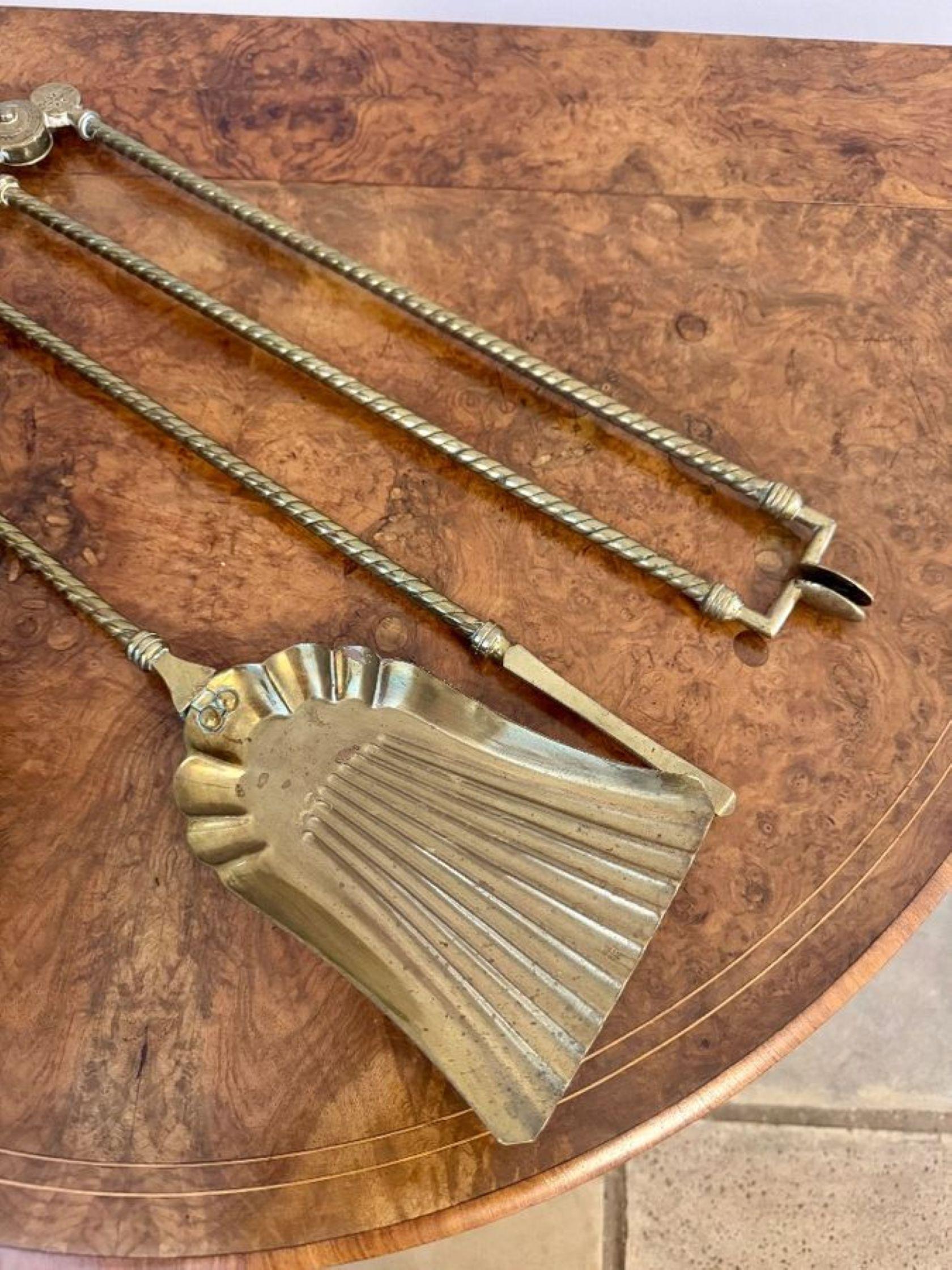 20th Century Quality antique Edwardian set of brass fire irons For Sale