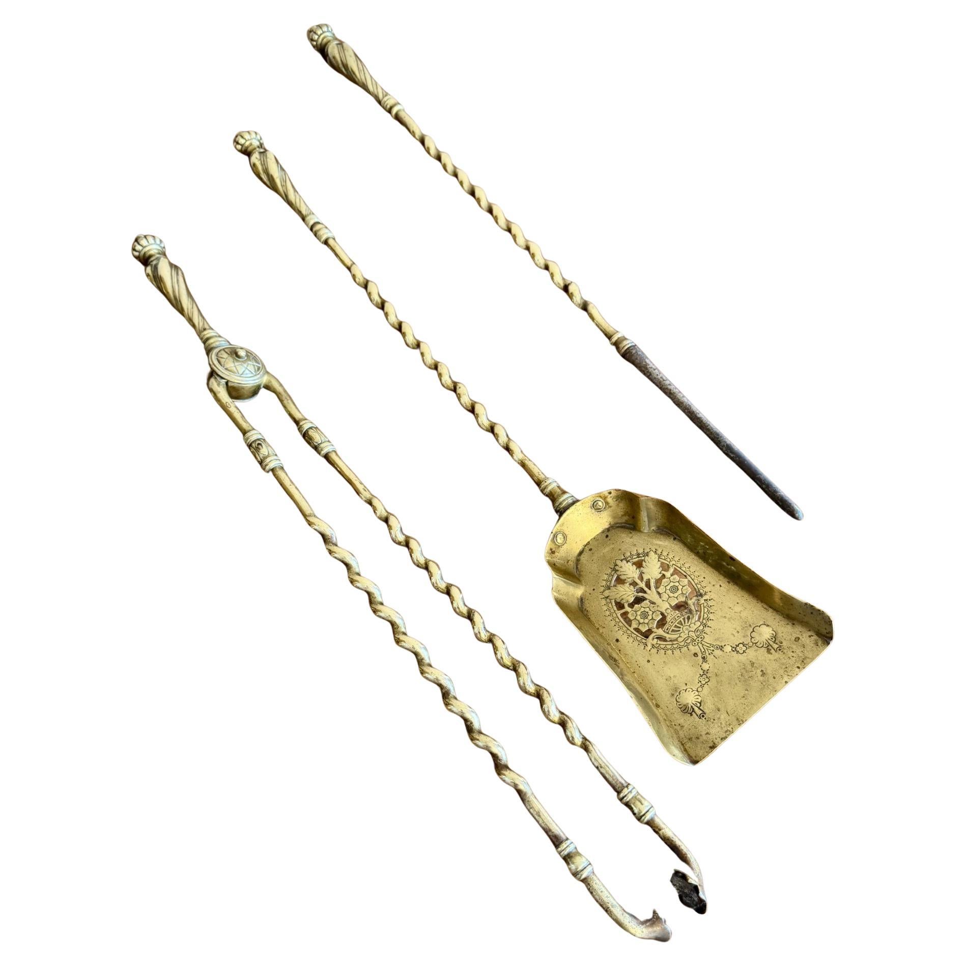 Quality antique Edwardian set of brass fire irons For Sale