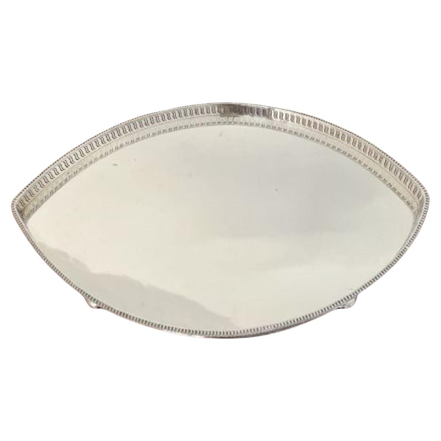 Quality antique Edwardian silver plated unusual shaped tea tray For Sale