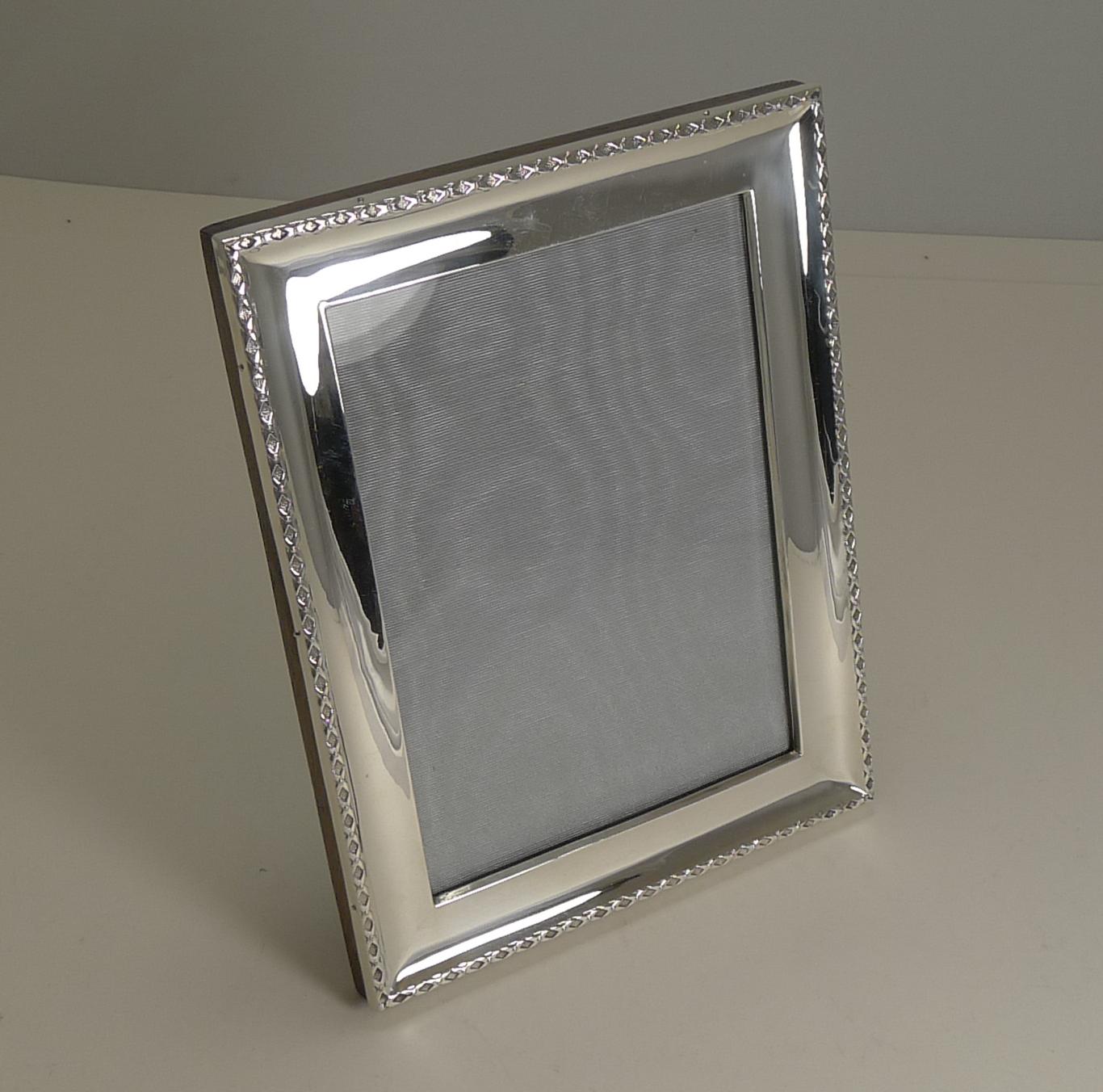 Quality Antique English Sterling Silver Photograph Frame by Deakin & Francis 2