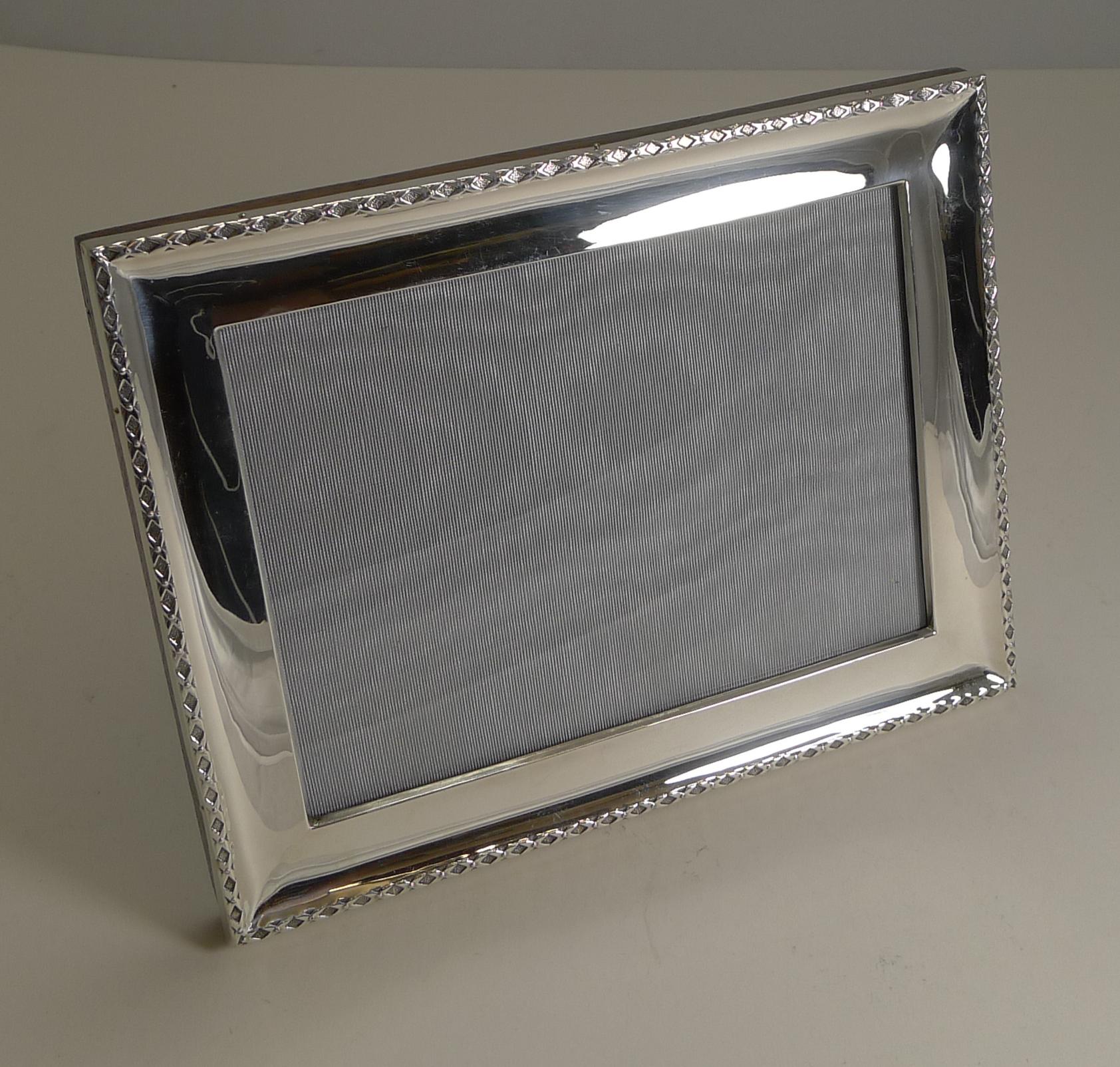 Quality Antique English Sterling Silver Photograph Frame by Deakin & Francis 3