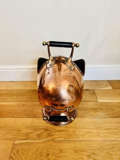 Quality antique George III copper coal scuttle