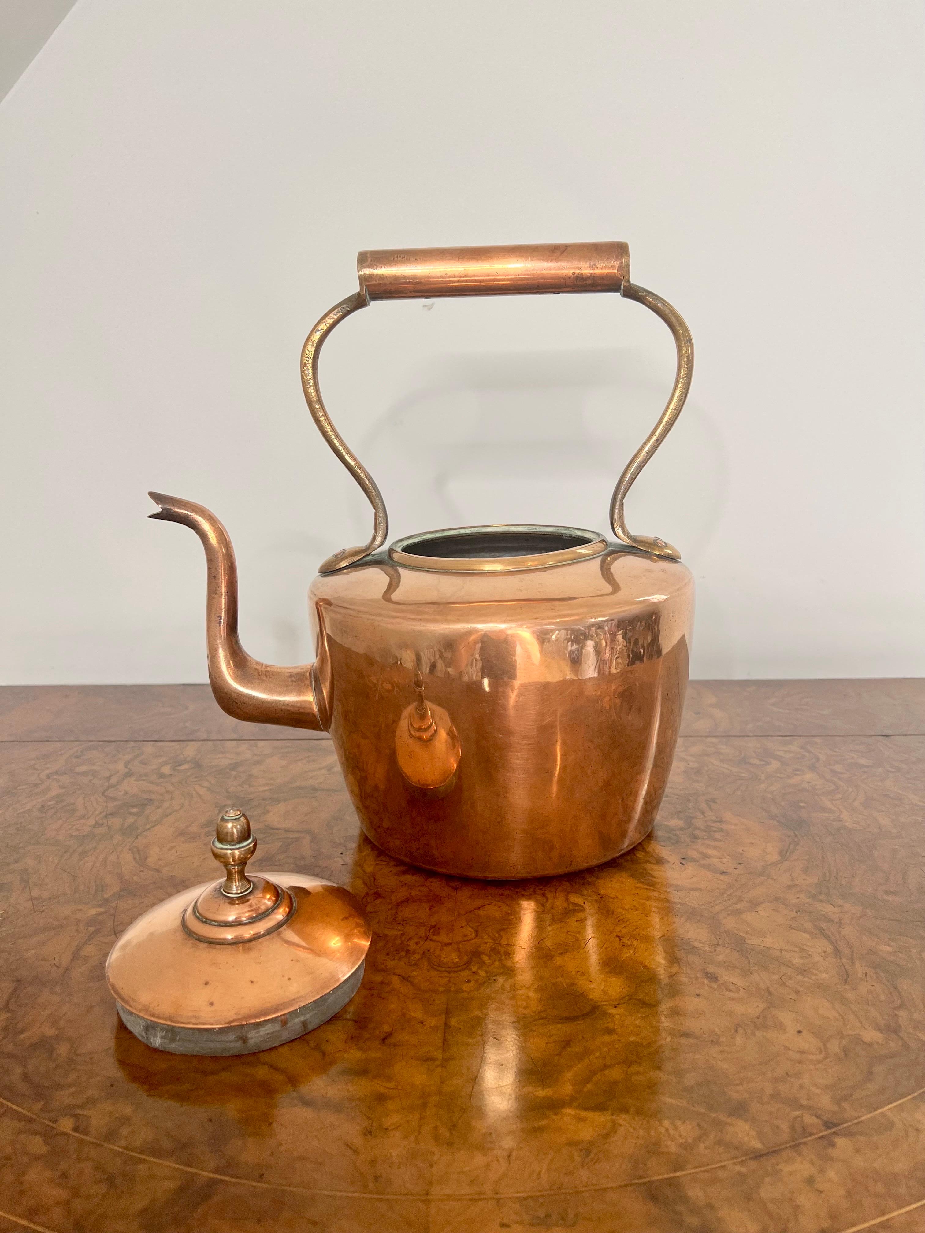 Early 19th Century Quality antique George III copper kettle 