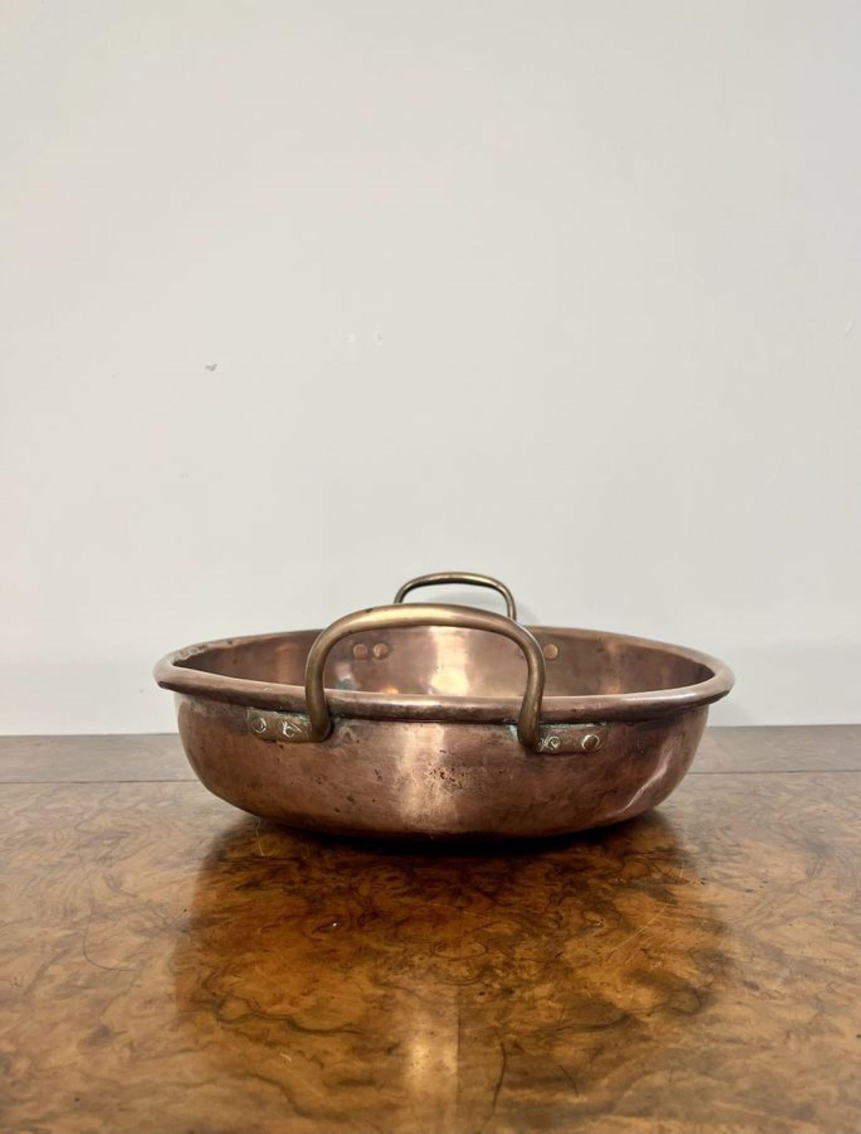 Quality antique George III copper pan  In Good Condition For Sale In Ipswich, GB