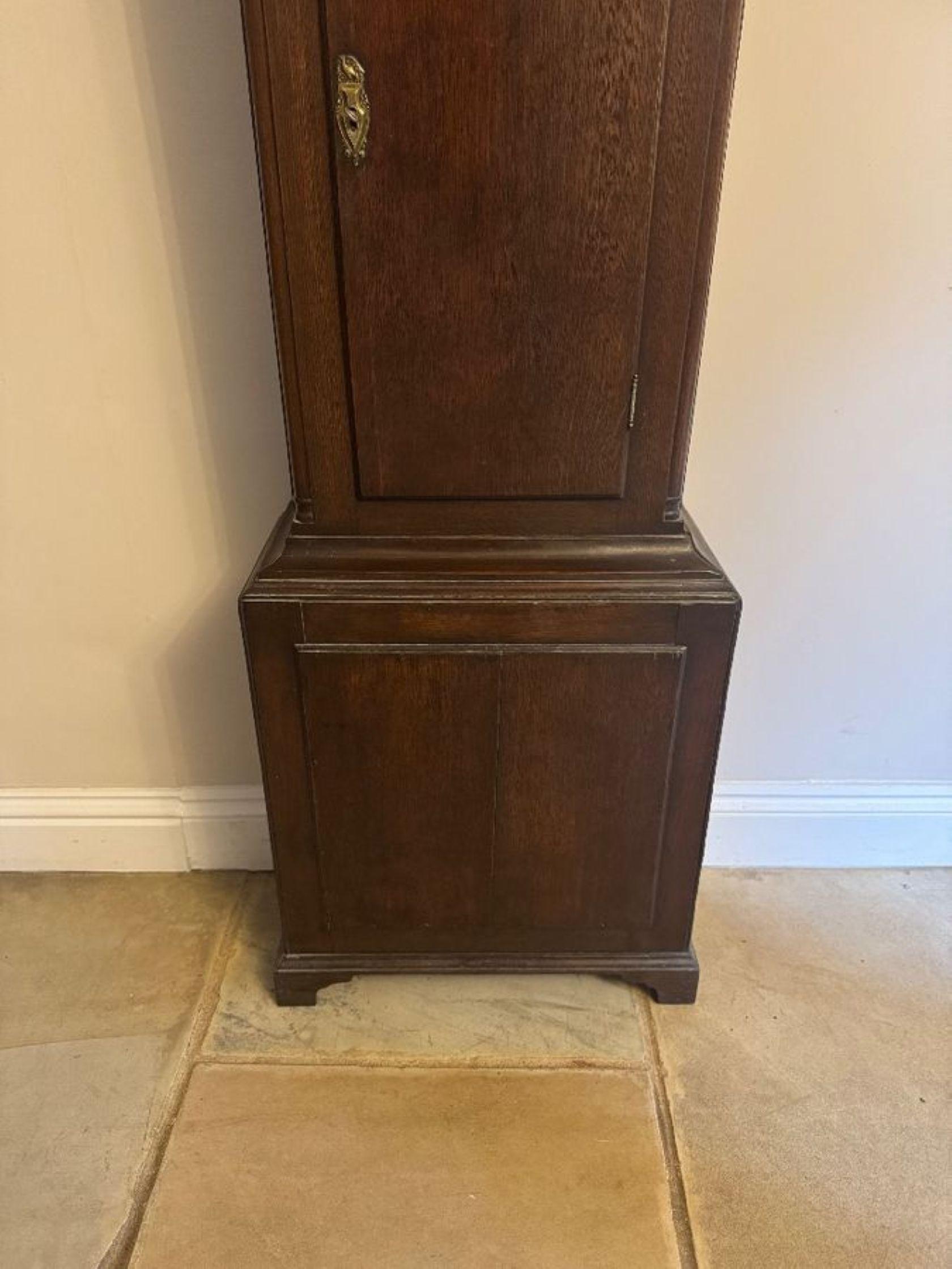 Britannico Orologio antico di qualità a cassa lunga in Oak di Giorgio III in vendita