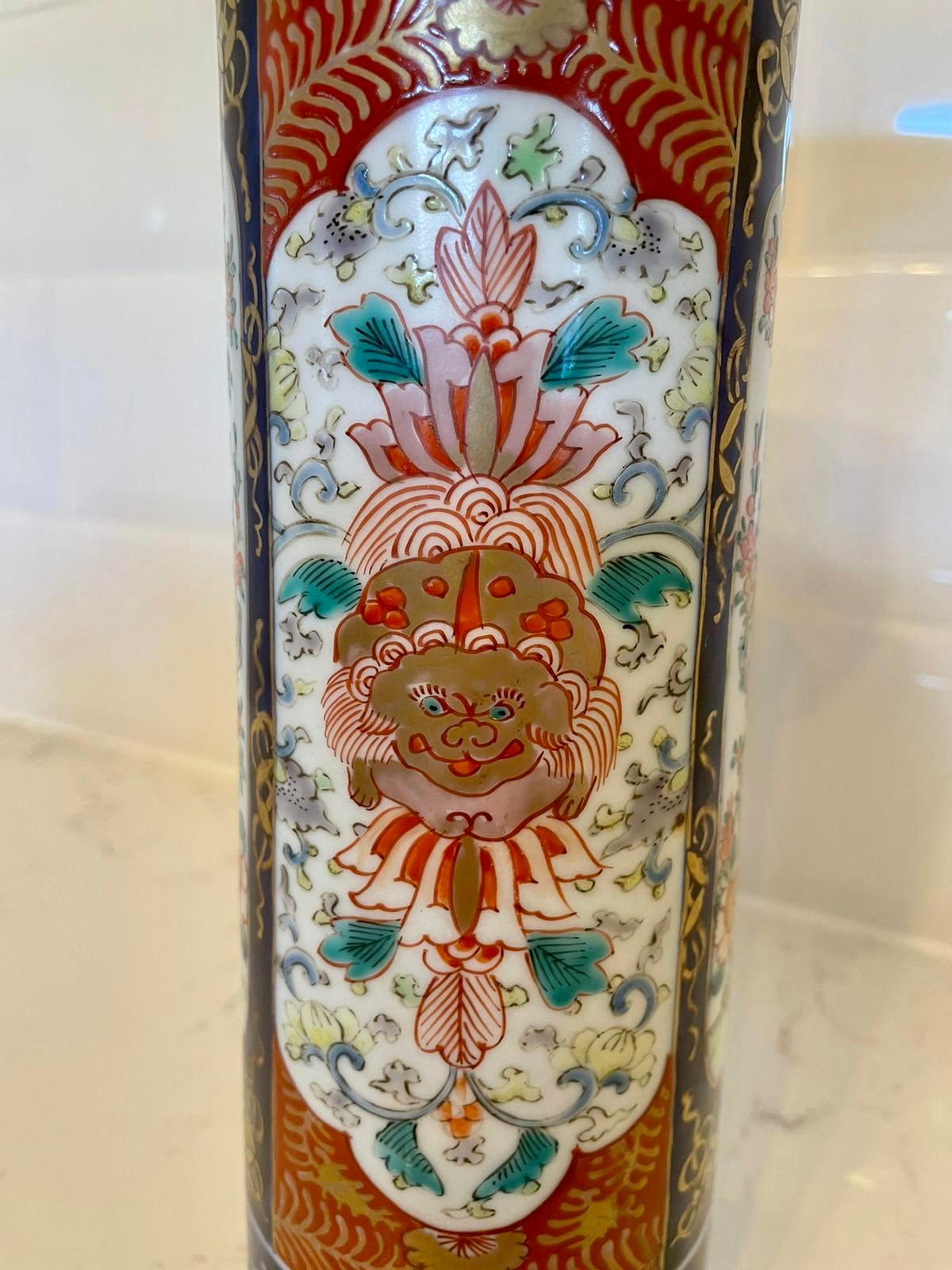 Quality Antique Imari Vase In Good Condition For Sale In Suffolk, GB