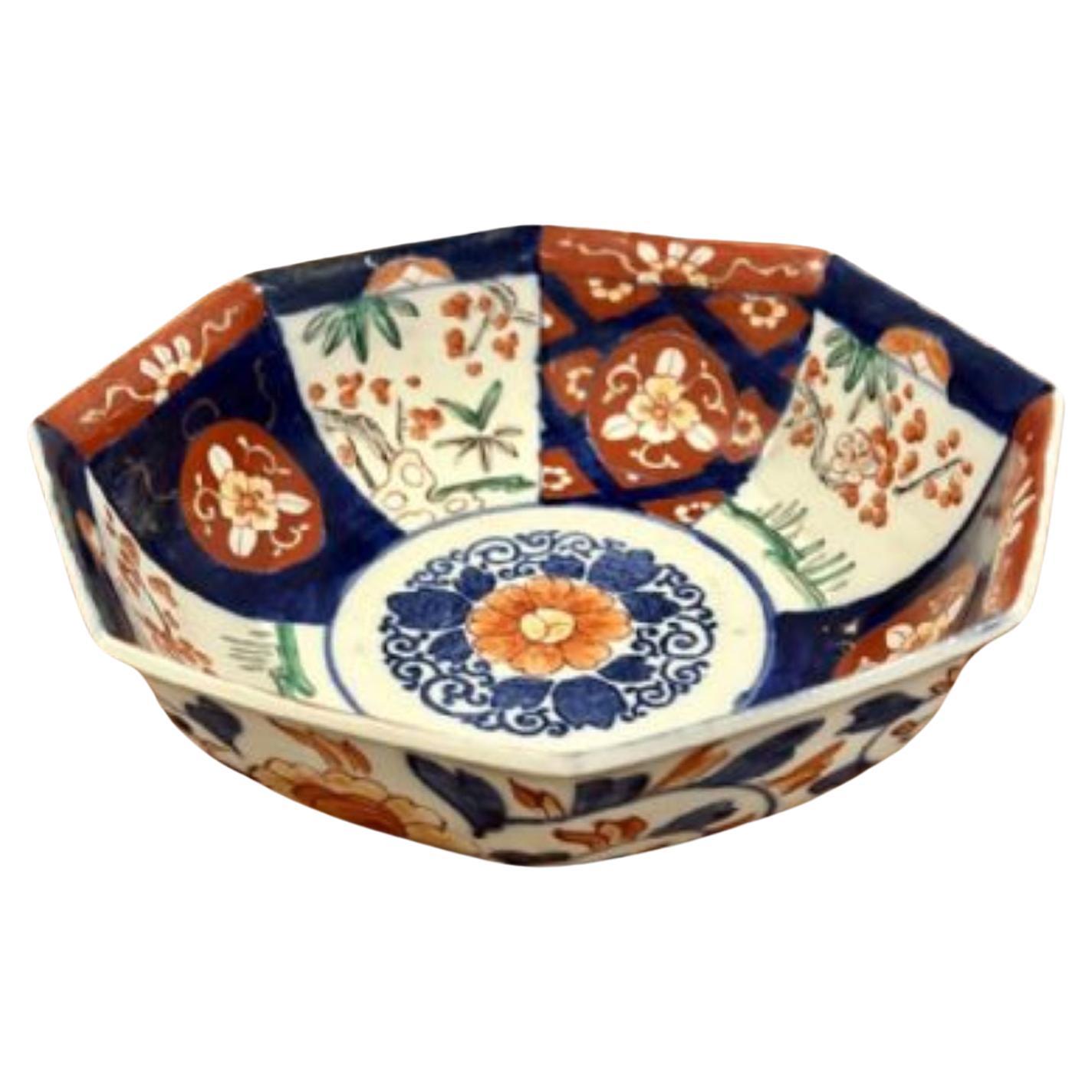 Quality antique Japanese hexagonal shaped imari bowl For Sale