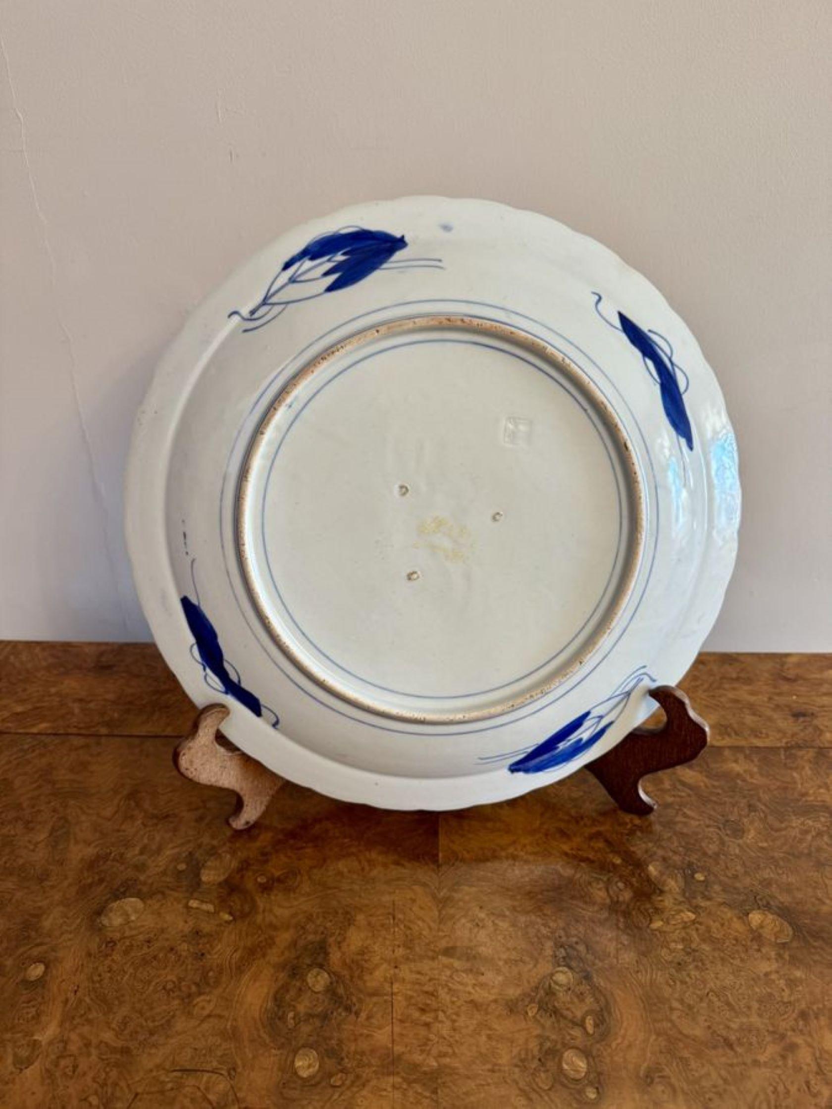 Plato grande imari japonés antiguo de calidad Japonizado en venta