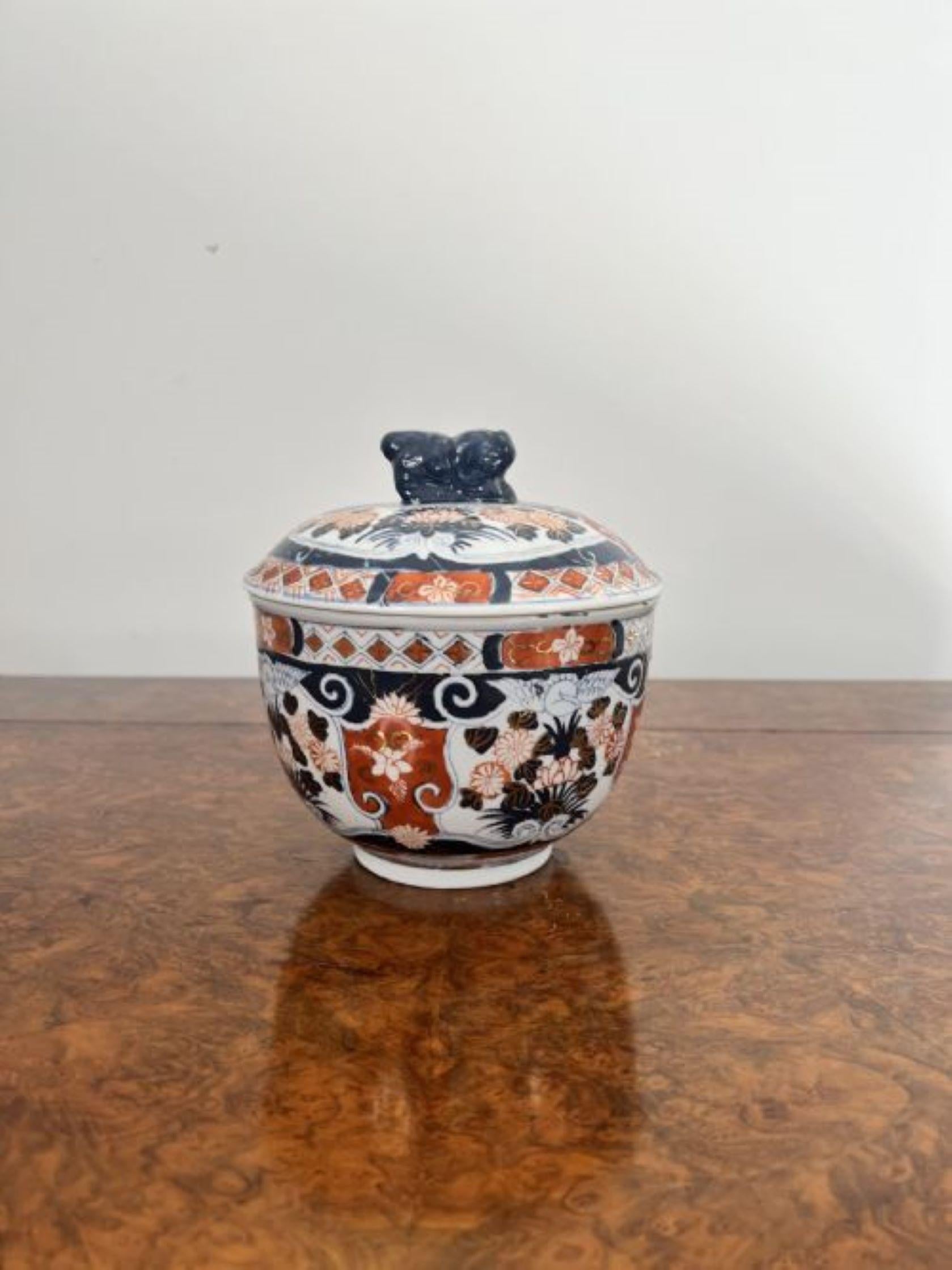 Quality antique Japanese imari lidded jar In Good Condition For Sale In Ipswich, GB