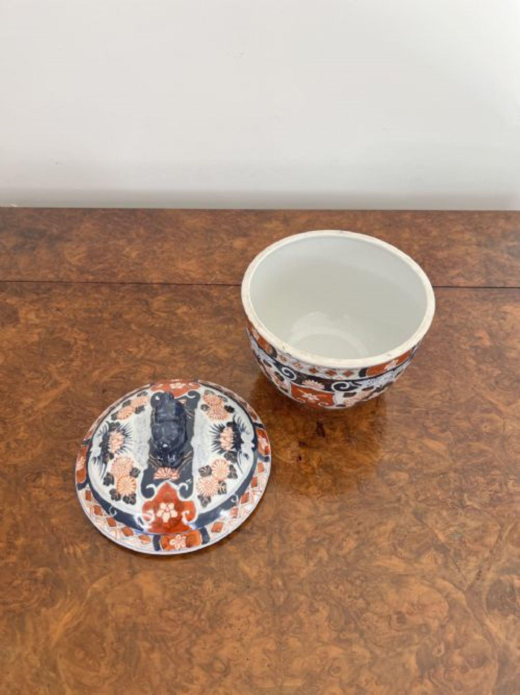 Antico vaso con coperchio imari giapponese di qualità in vendita 1