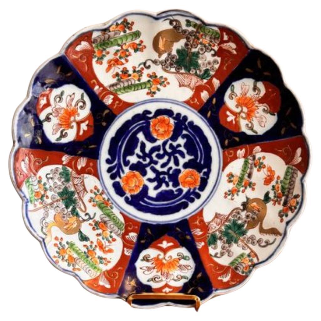 Assiette imari japonaise ancienne de qualité 