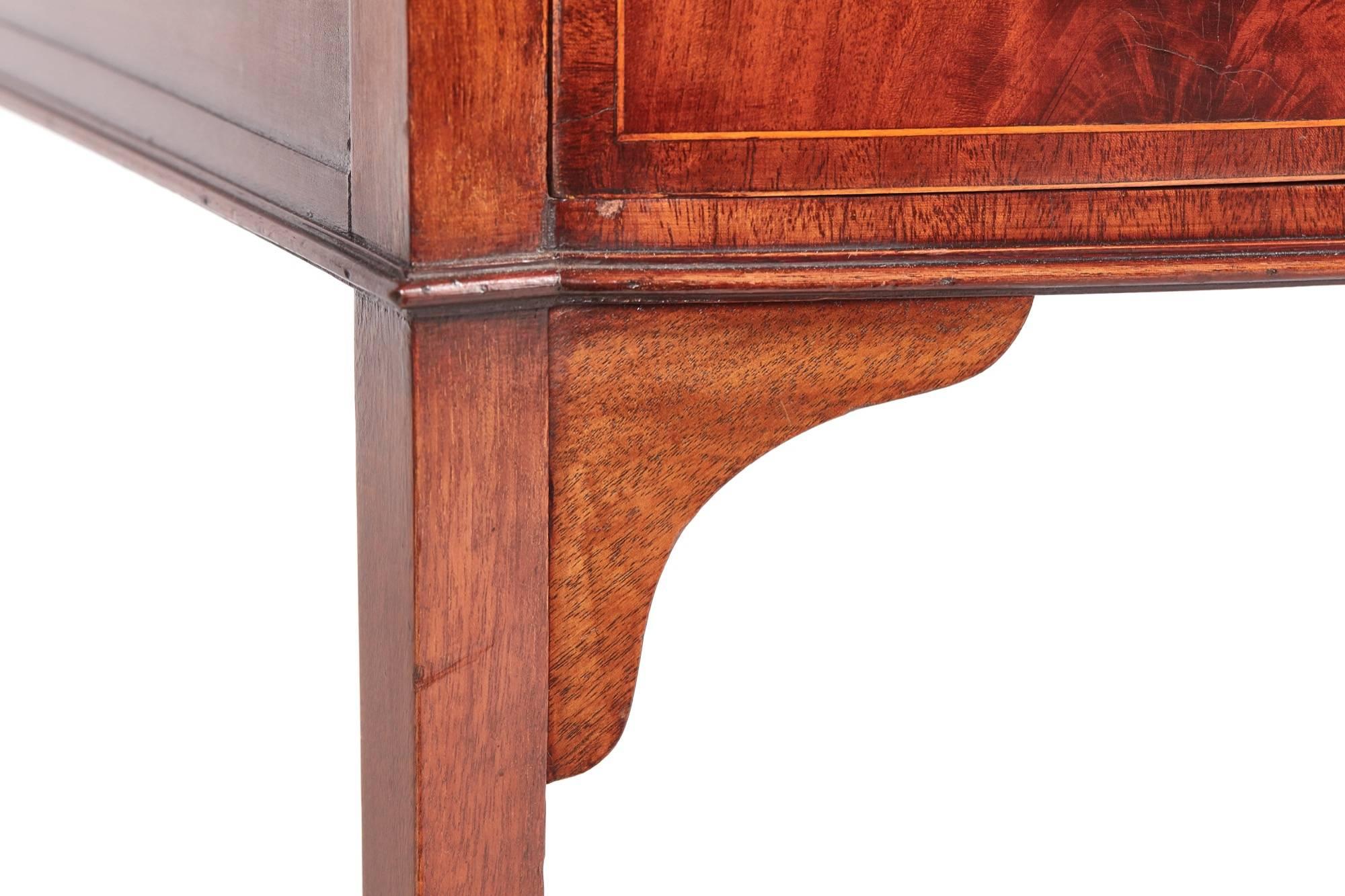 Quality Antique Mahogany Bow Front Inlaid Side / Writing Table For Sale 1