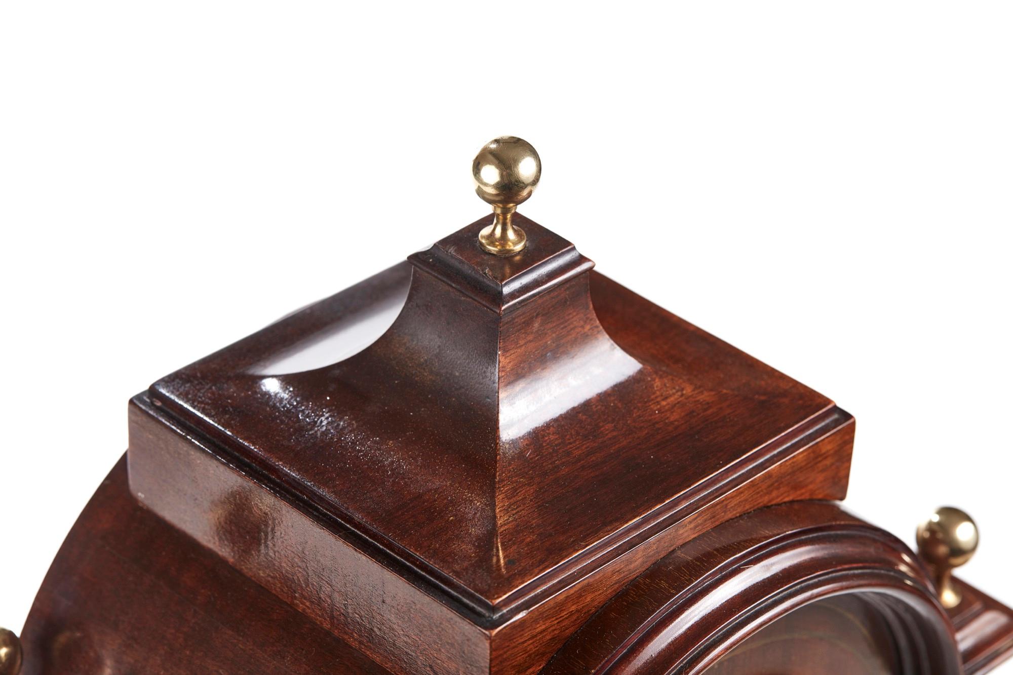 Quality Antique Mahogany Brass Inlaid 8 Day Mantle Clock (19. Jahrhundert) im Angebot