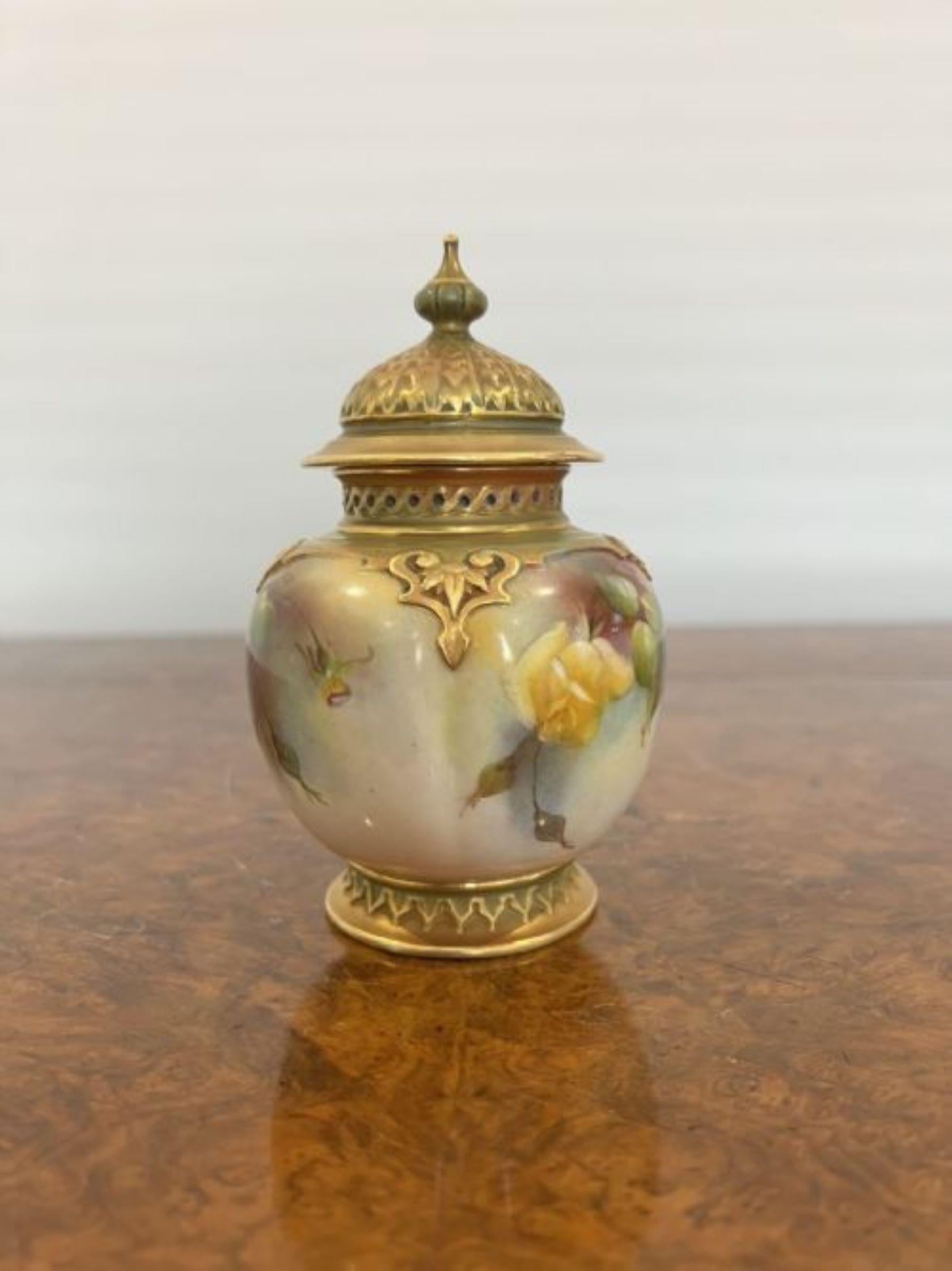 Ceramic Quality antique Royal Worcester vase and cover