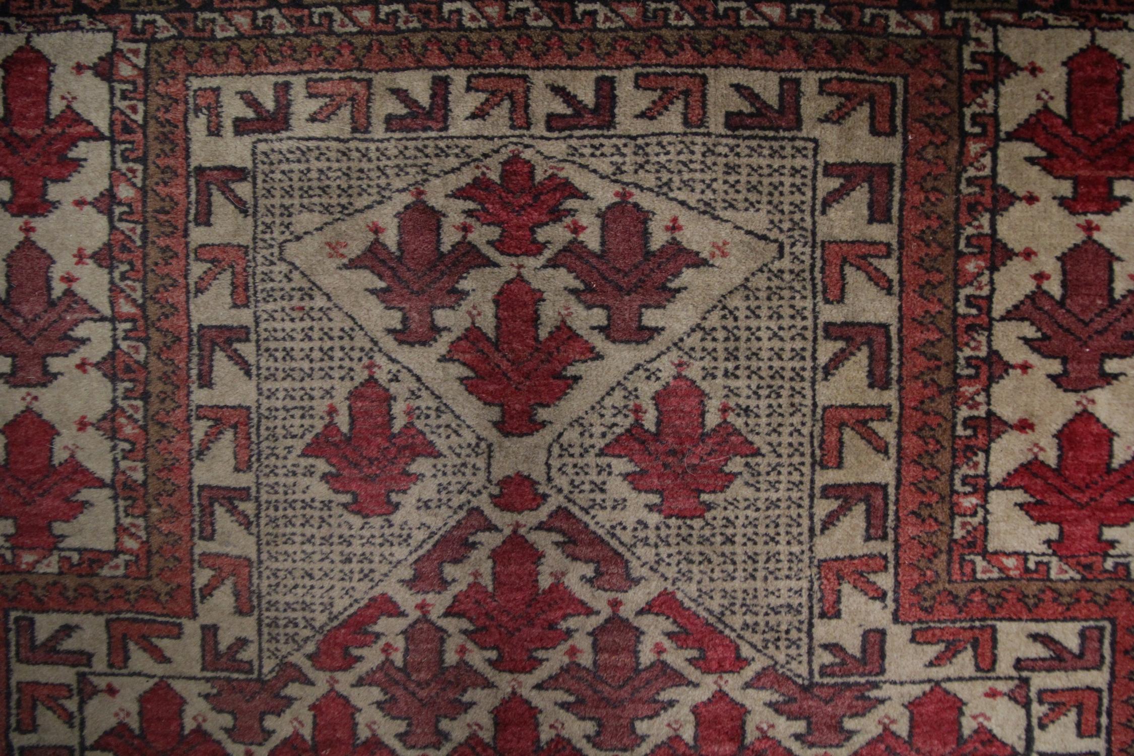 20th Century Quality Antique Rug Afghan Baluch, Handmade Carpet Wool Living Room Rugs For Sale