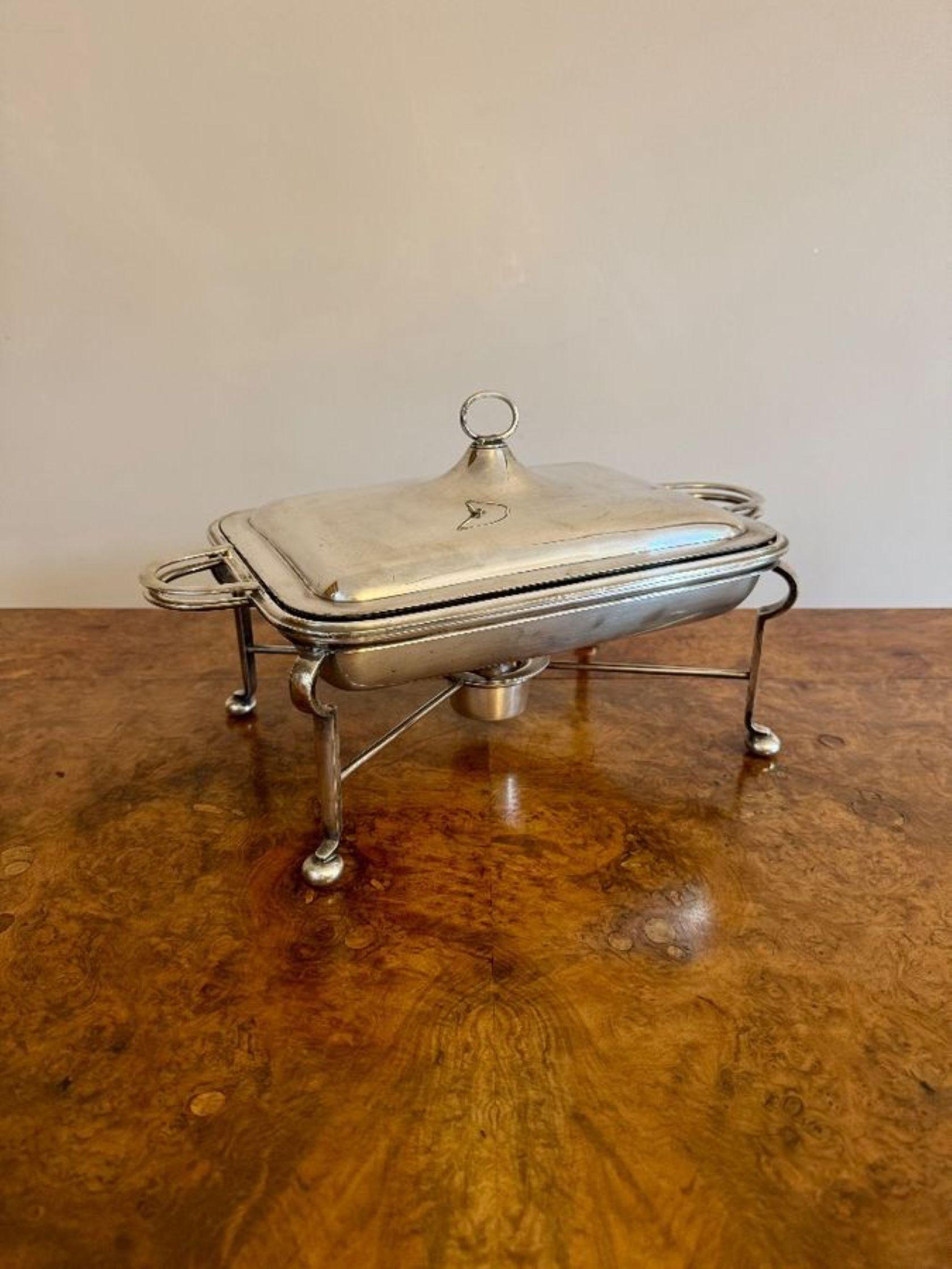 Calientahuevos antiguo de calidad bañado en plata de Mappin & Webb Británico en venta