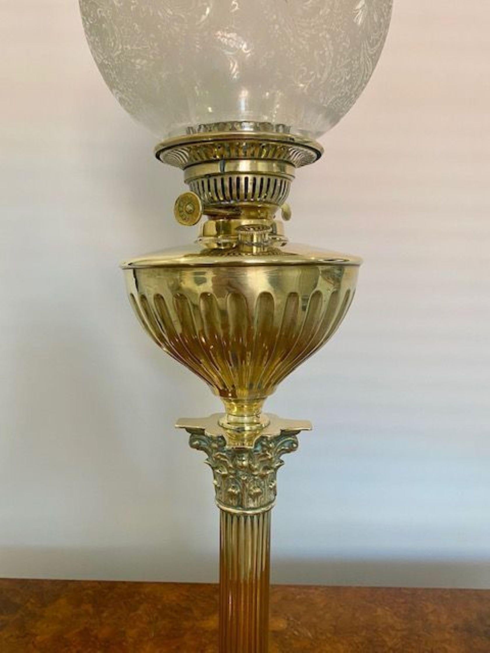 Quality antique Victorian brass oil lamp In Good Condition For Sale In Ipswich, GB