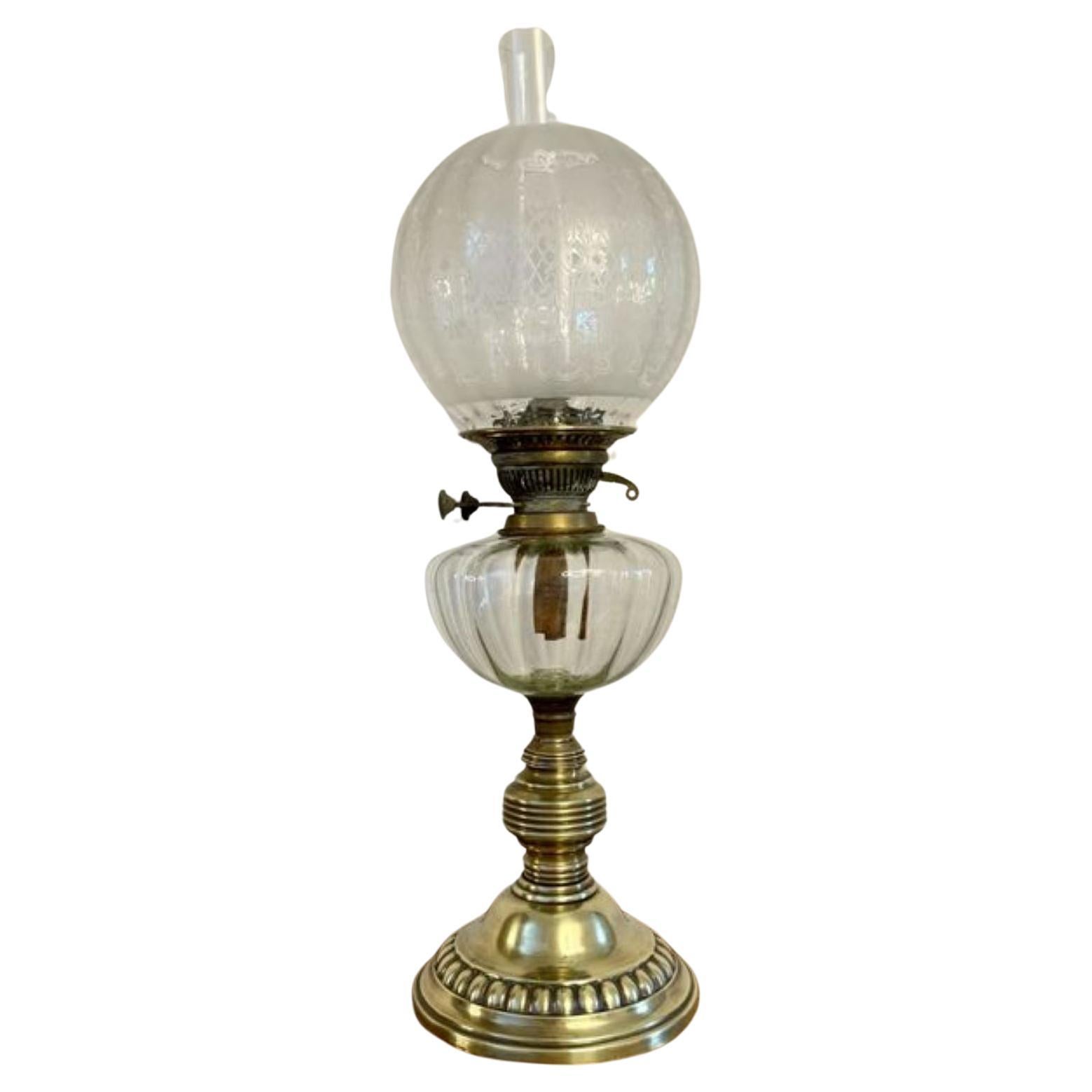 Lampe à huile antique en laiton de qualité de l'époque victorienne 