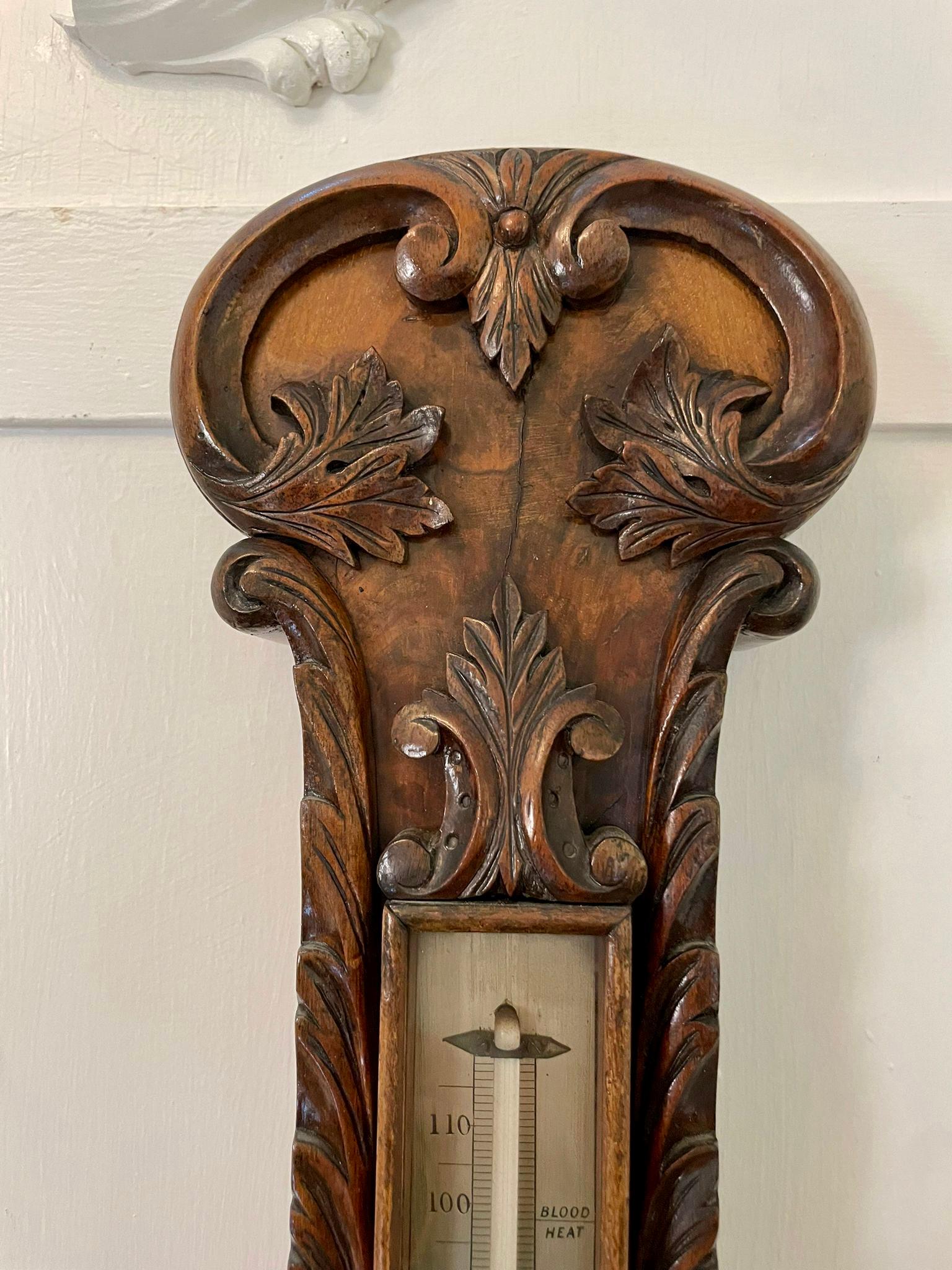 Baromètre Banjo victorien ancien en ronce de noyer sculpté de qualité supérieure en vente 1
