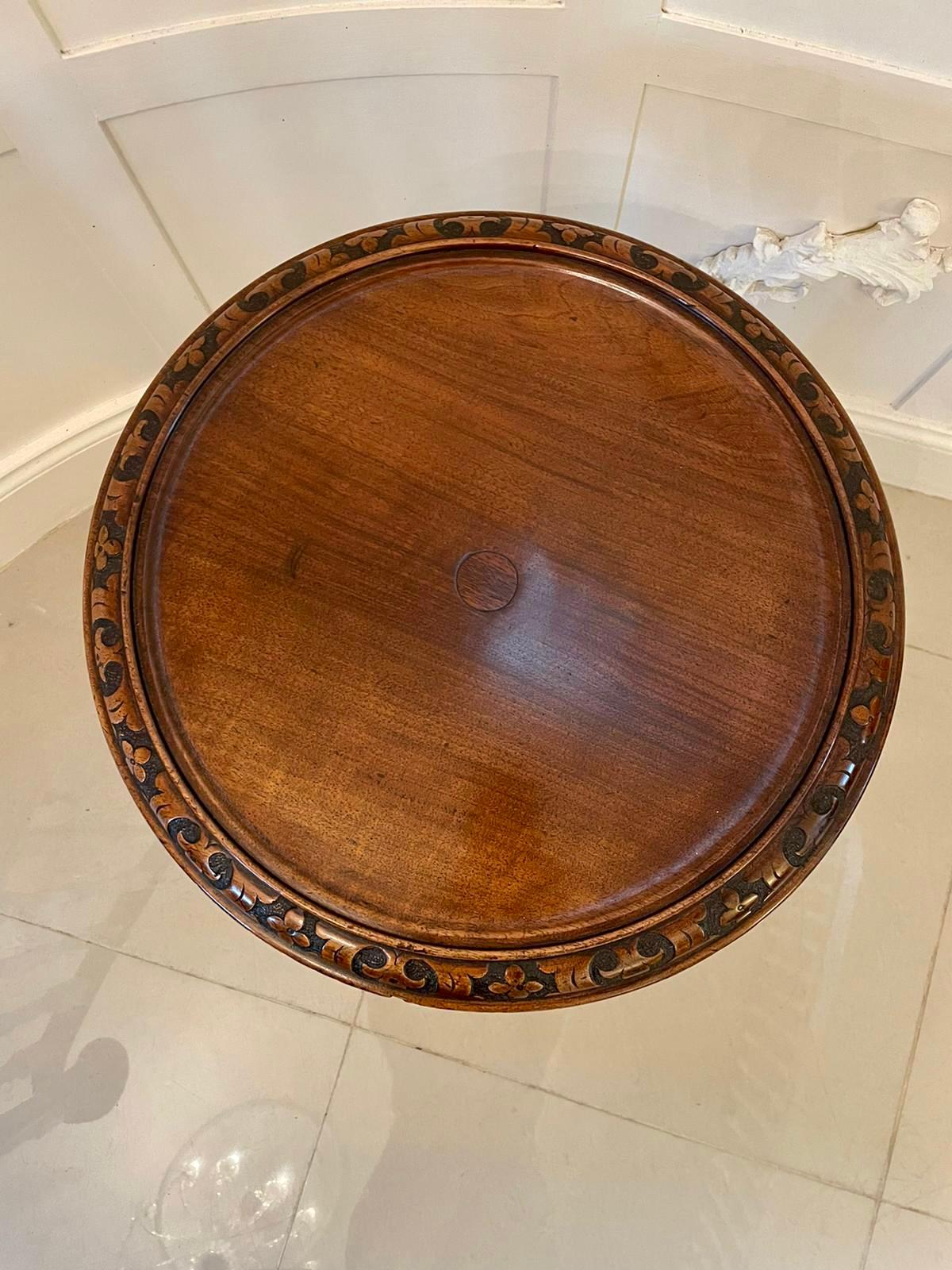Quality Antique Victorian Carved Walnut Circular Lamp Table   For Sale 3