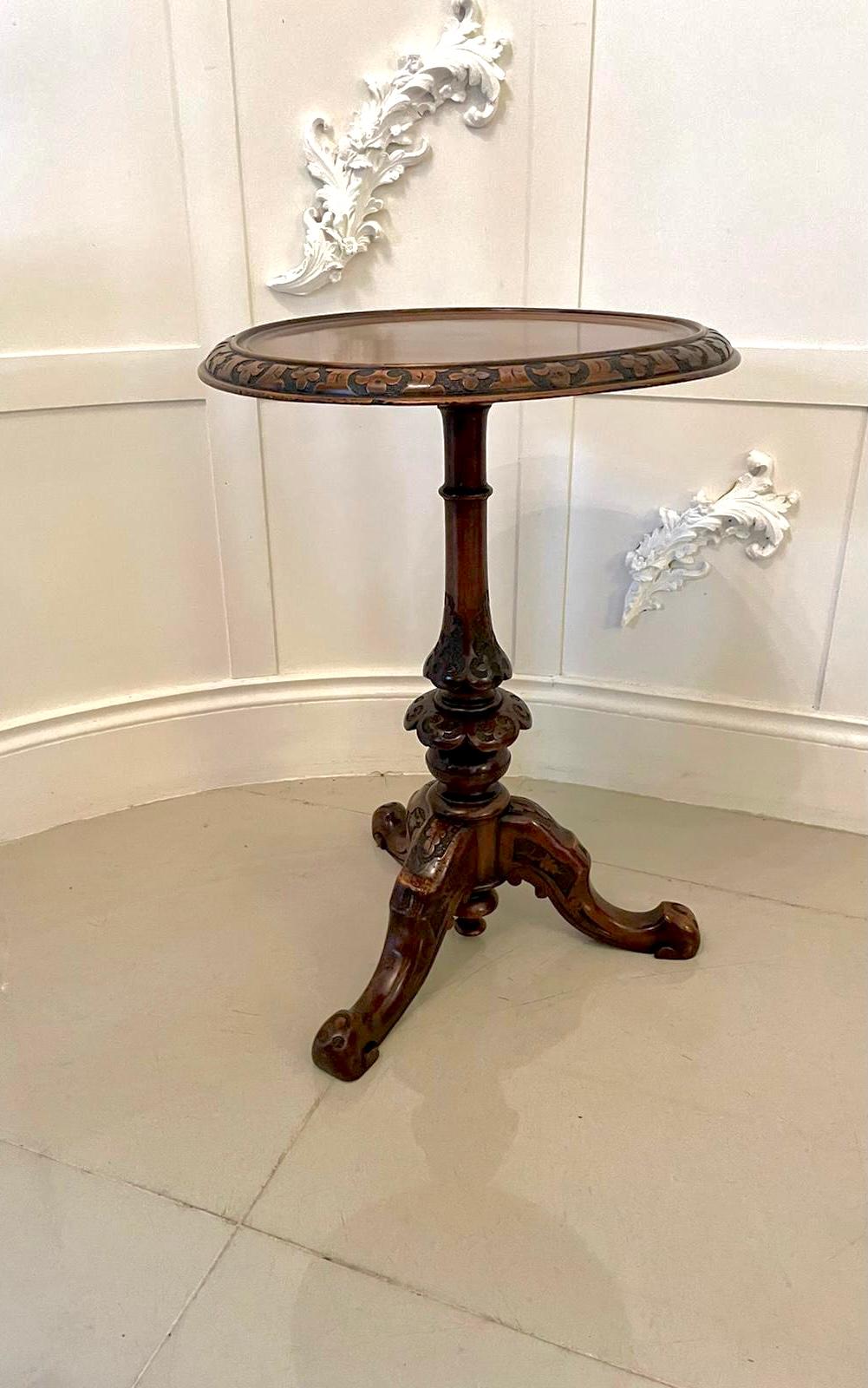Quality Antique Victorian Carved Walnut Circular Lamp Table   For Sale 4