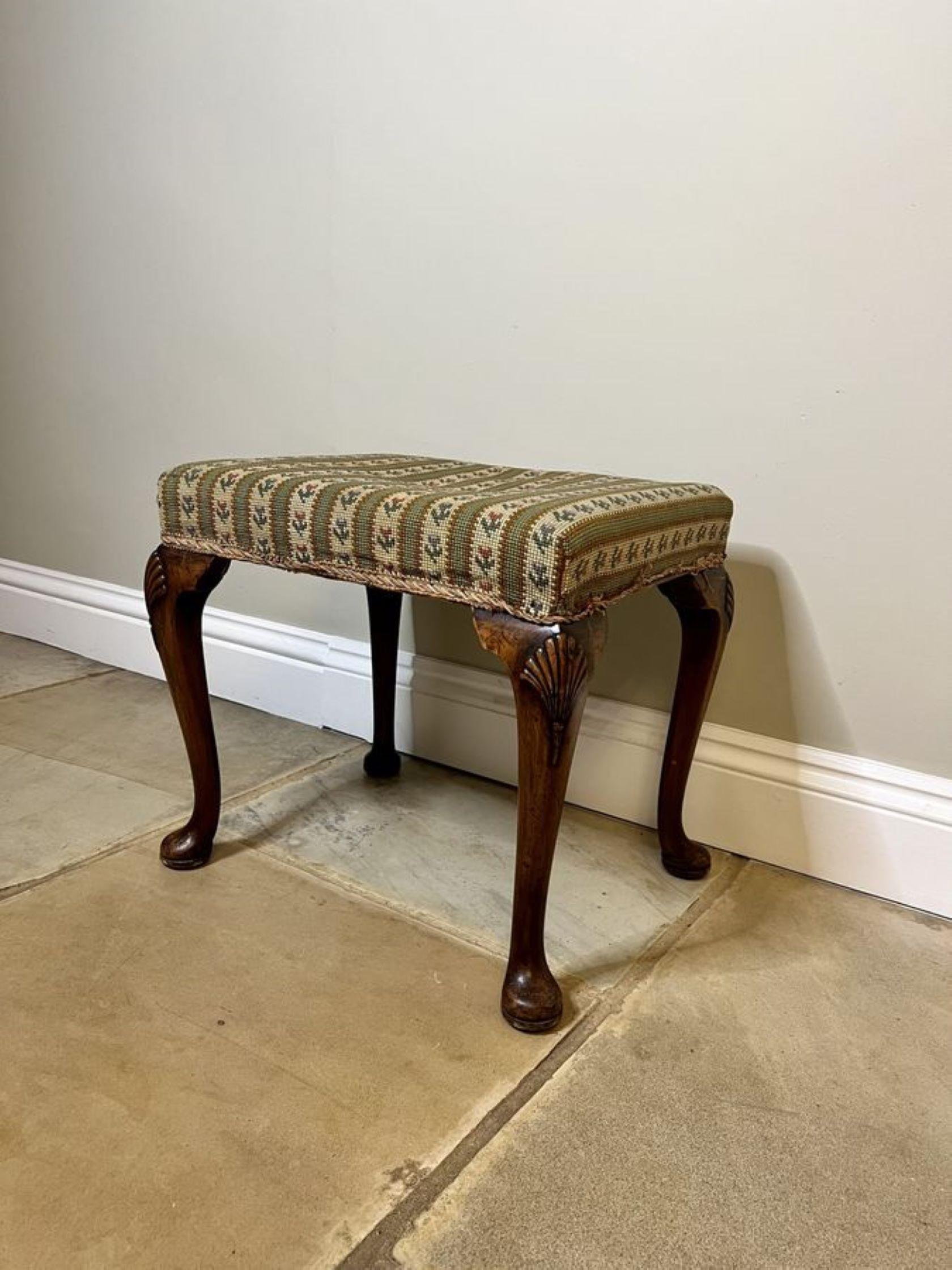 Quality antique Victorian carved walnut stool In Good Condition For Sale In Ipswich, GB