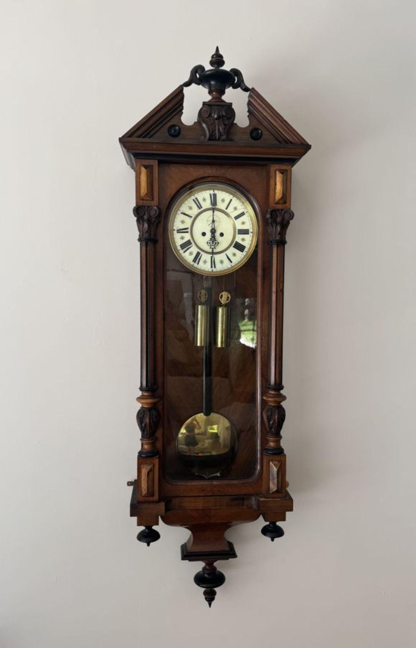 Qualität antiken viktorianischen geschnitzt Nussbaum Wien Doppelgewicht Wanduhr im Angebot 1