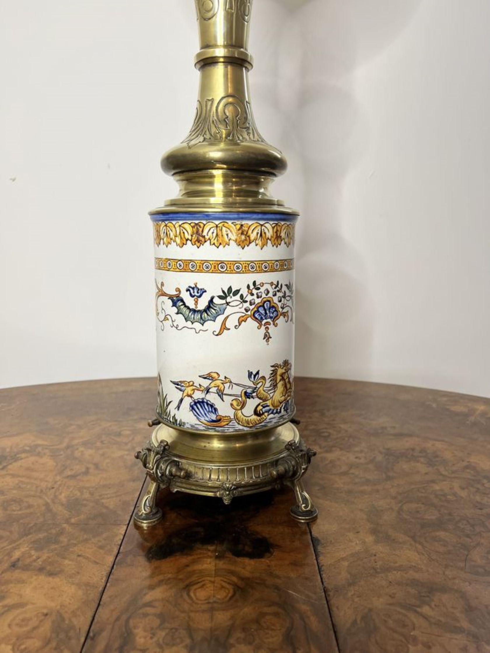 Quality antique Victorian ceramic and brass lamp For Sale 2