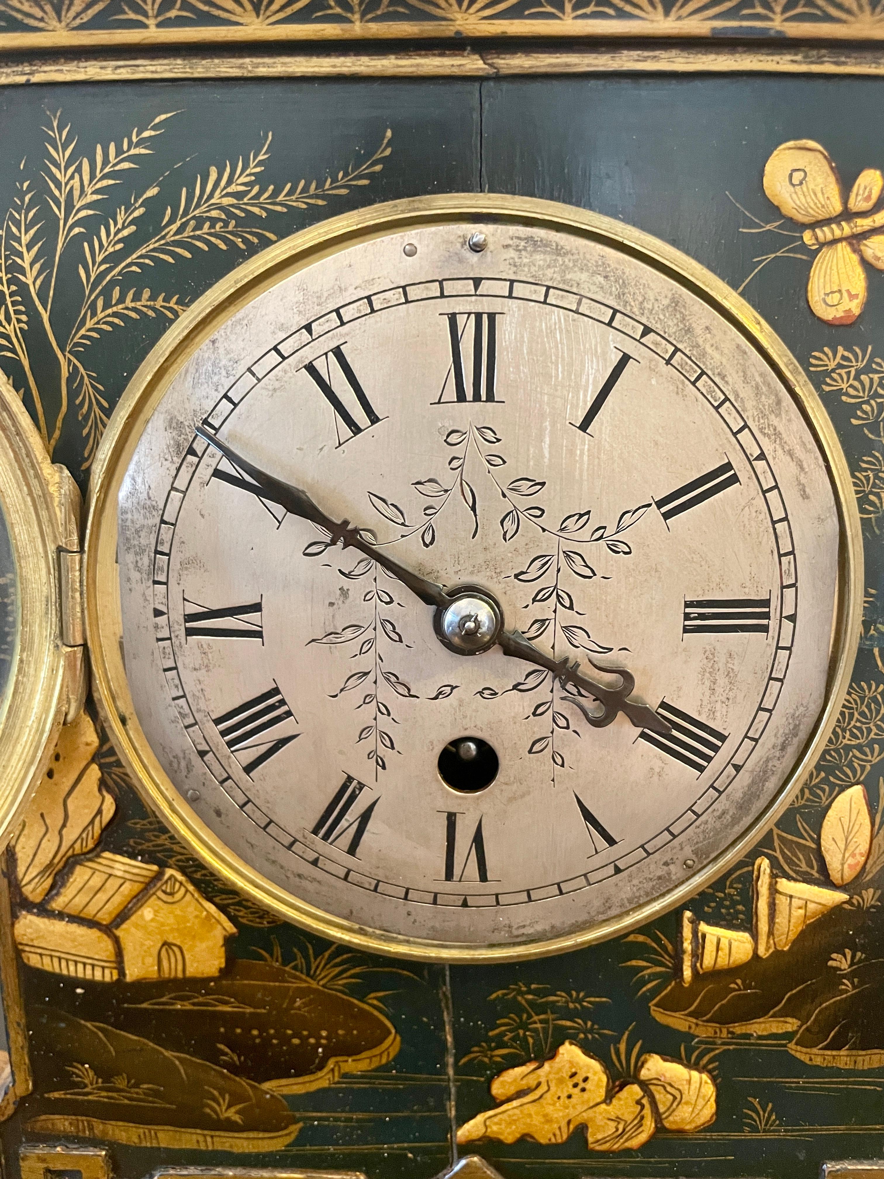 Quality antique Victorian chinoiserie decorated mantle clock by Japy Fréres
having a quality Chinese shaped pergola top above a circular silvered engraved dial with original hands and brass bezel, 8 day French movement in a quality green and gold