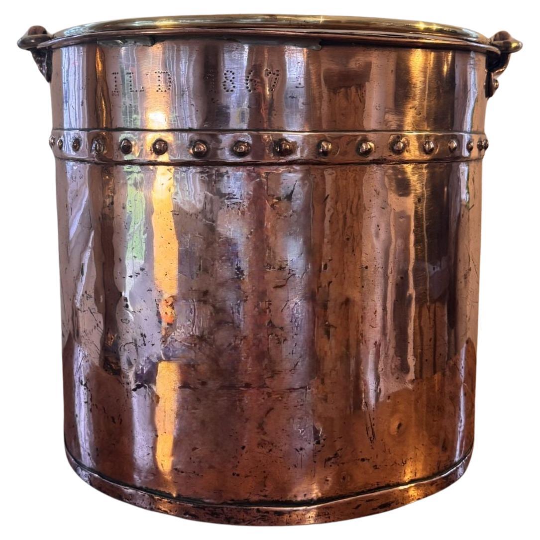 Quality antique Victorian copper coal bucket For Sale