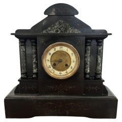 Quality antique Victorian eight day mantle clock 