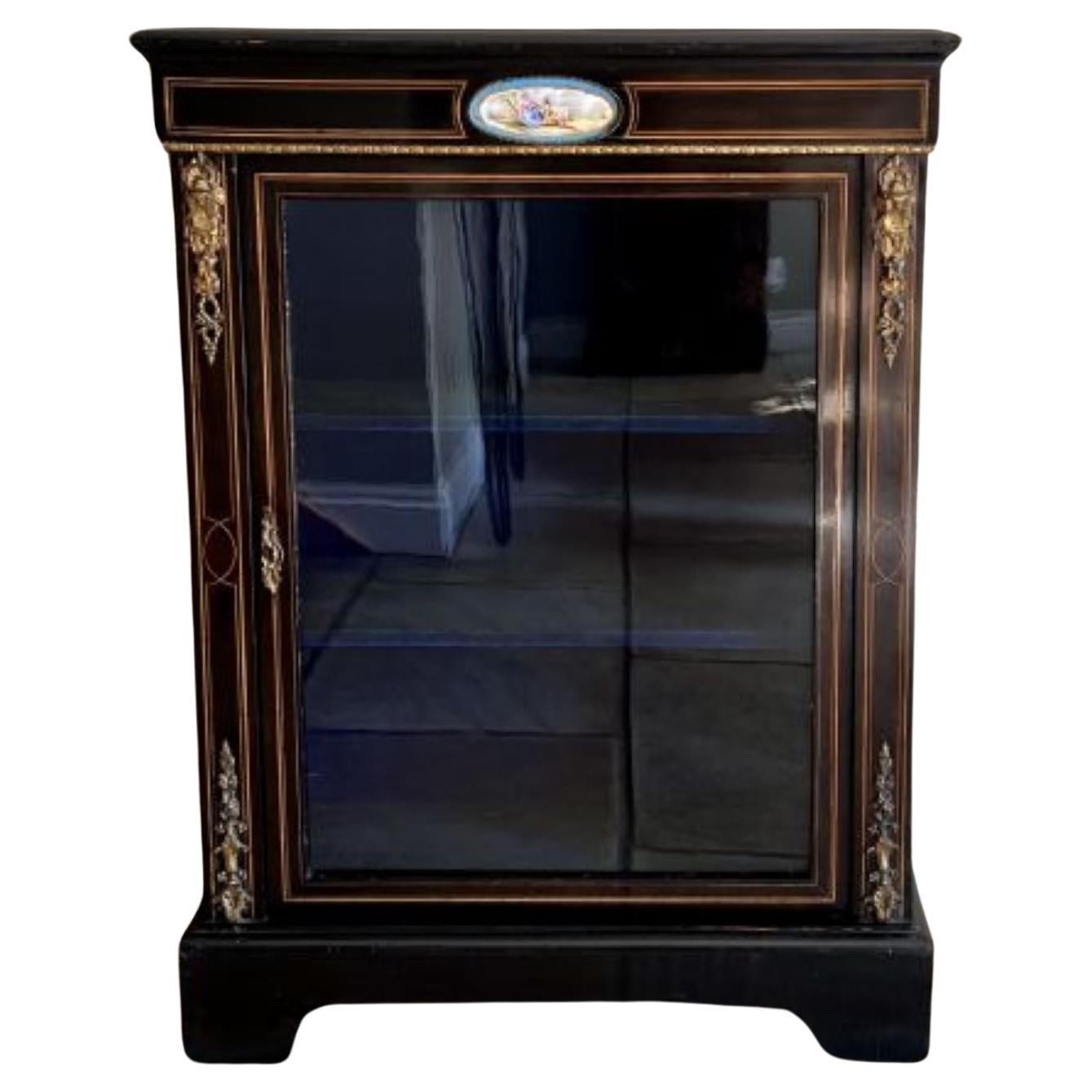Quality Antique Victorian French display cabinet For Sale