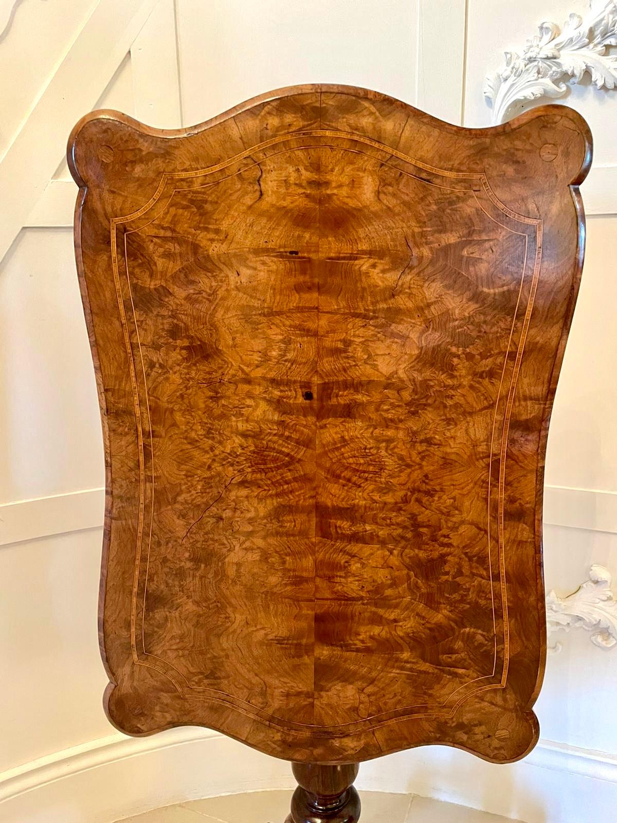 Quality Antique Victorian Inlaid Burr Walnut Lamp Table In Good Condition For Sale In Suffolk, GB