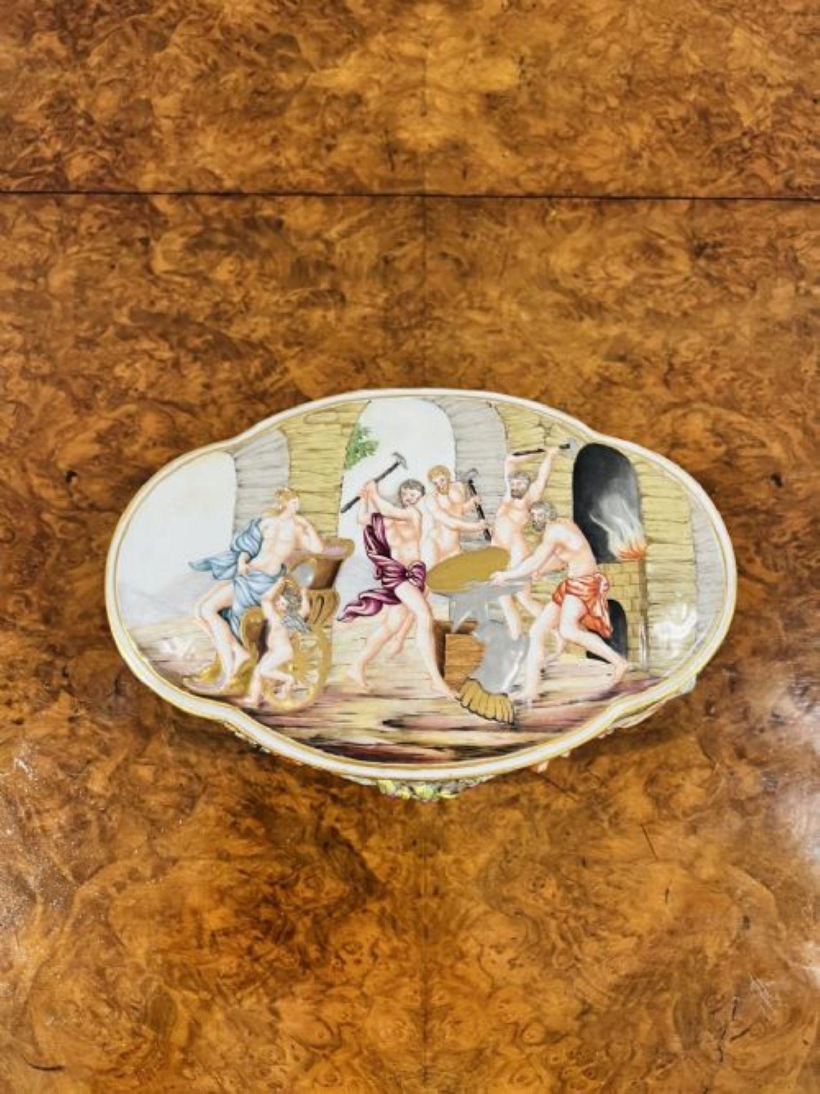 Porcelain Quality antique Victorian Italian Capodimonte porcelain table casket  For Sale
