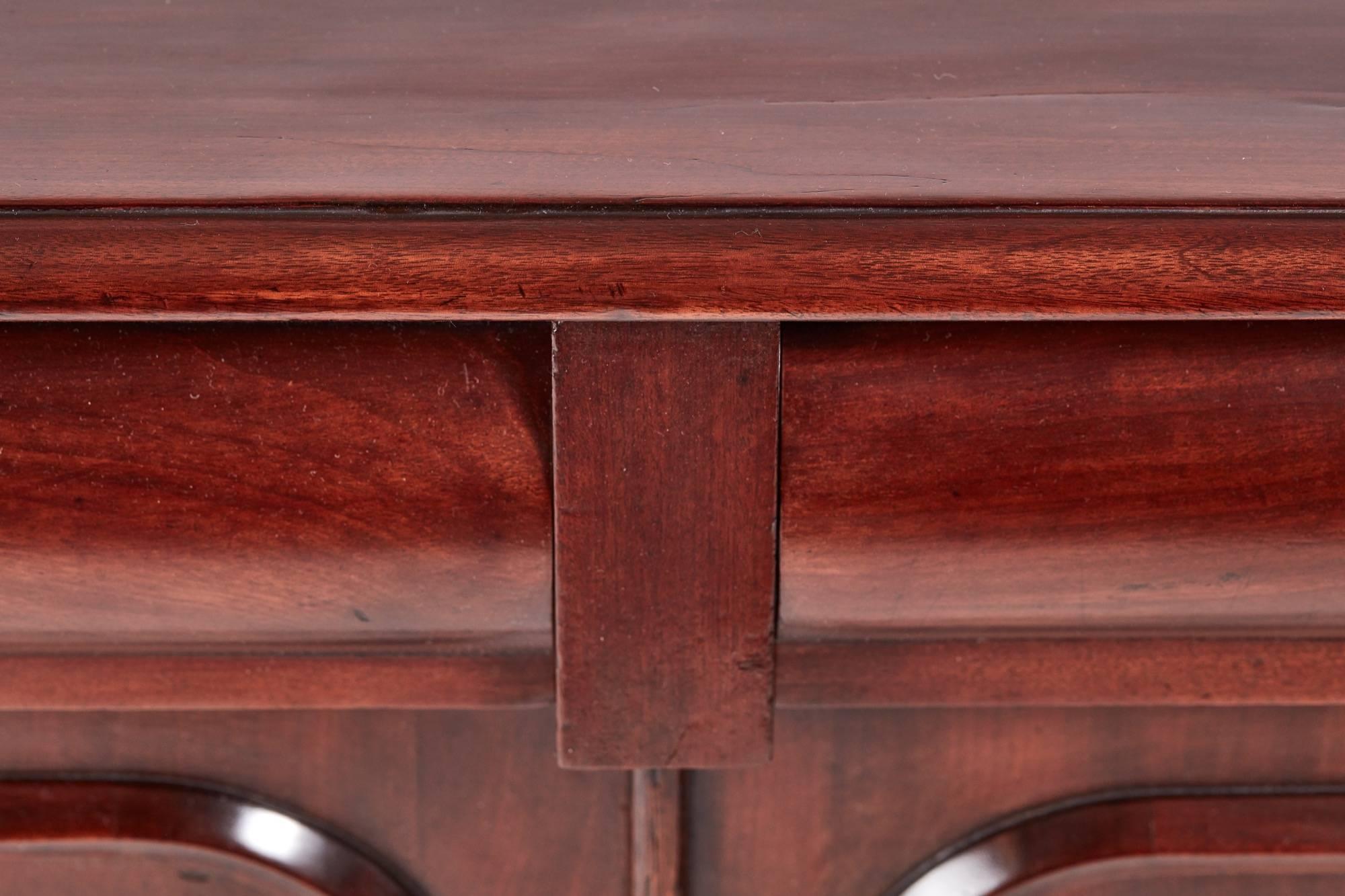 Quality Antique Victorian Mahogany Sideboard 1