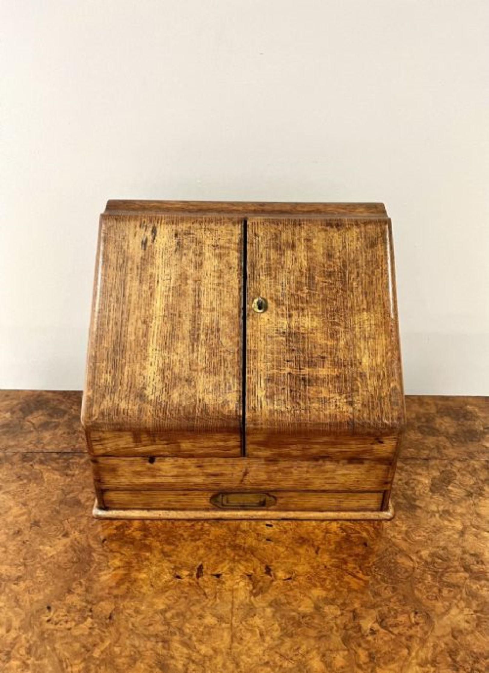 Quality antique Victorian oak stationary box In Good Condition For Sale In Ipswich, GB