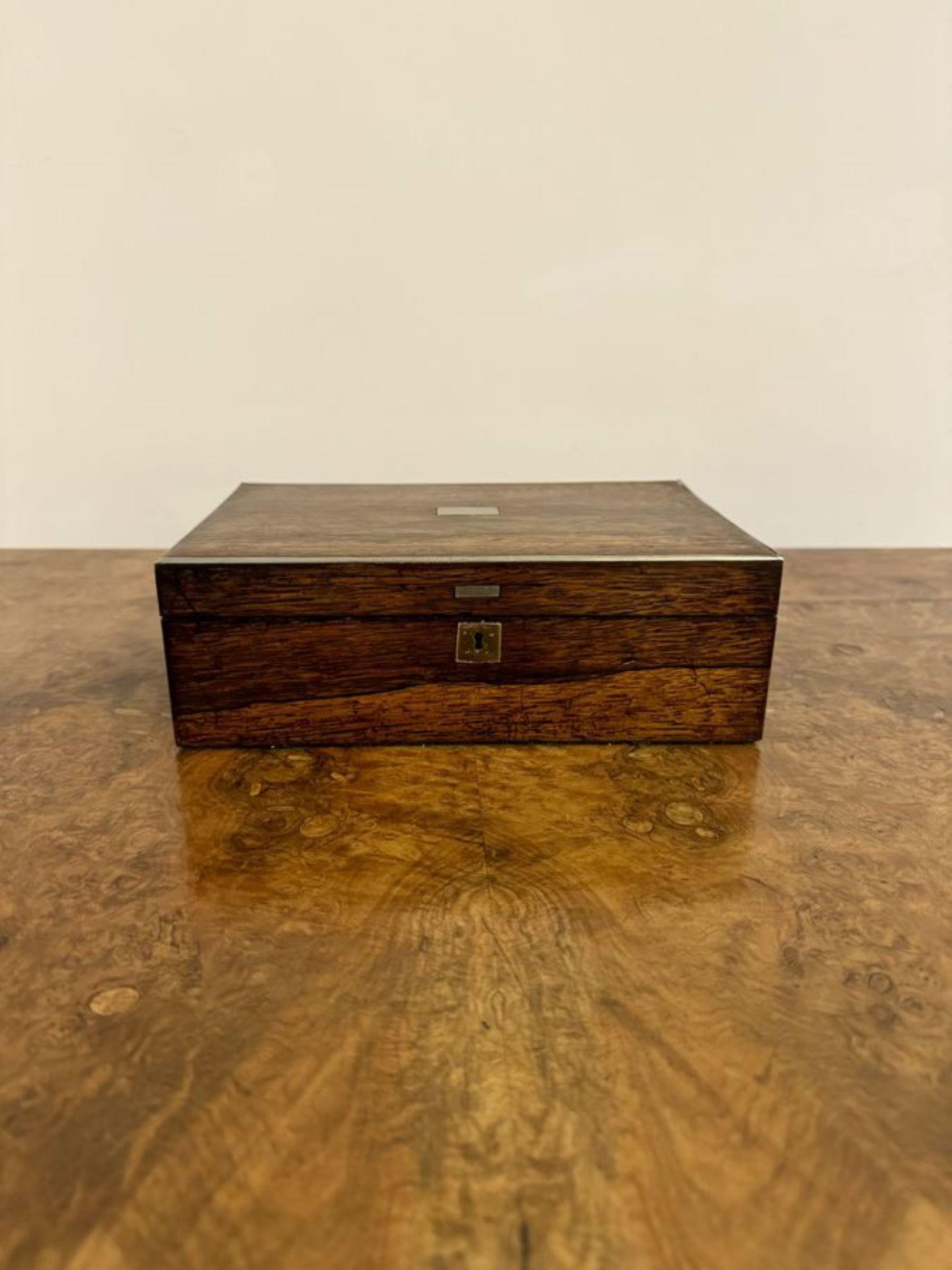 Early Victorian Quality antique Victorian rosewood jewellery box For Sale