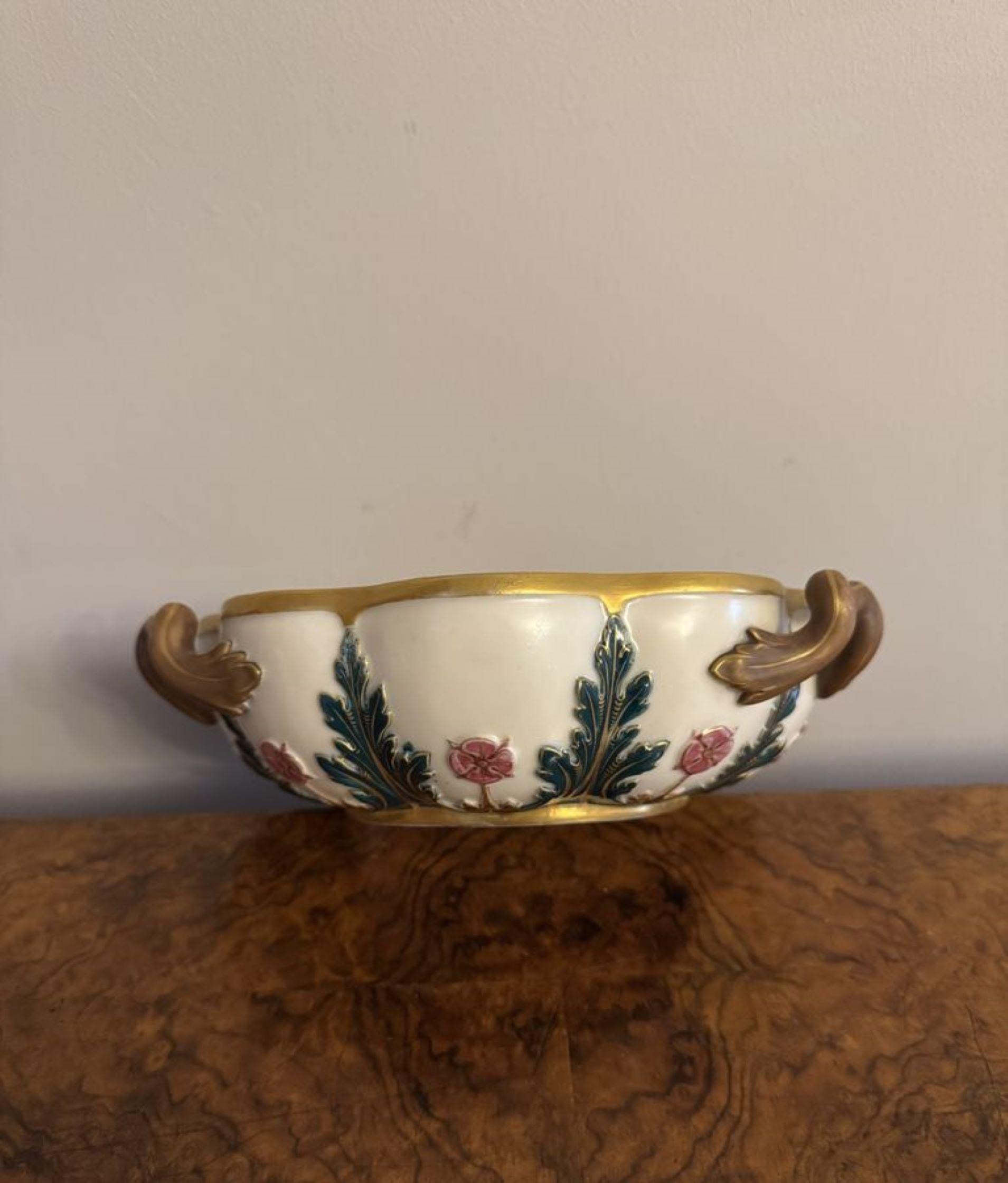 Dipinto a mano Antico portafiori vittoriano di qualità di Royal Worcester in vendita