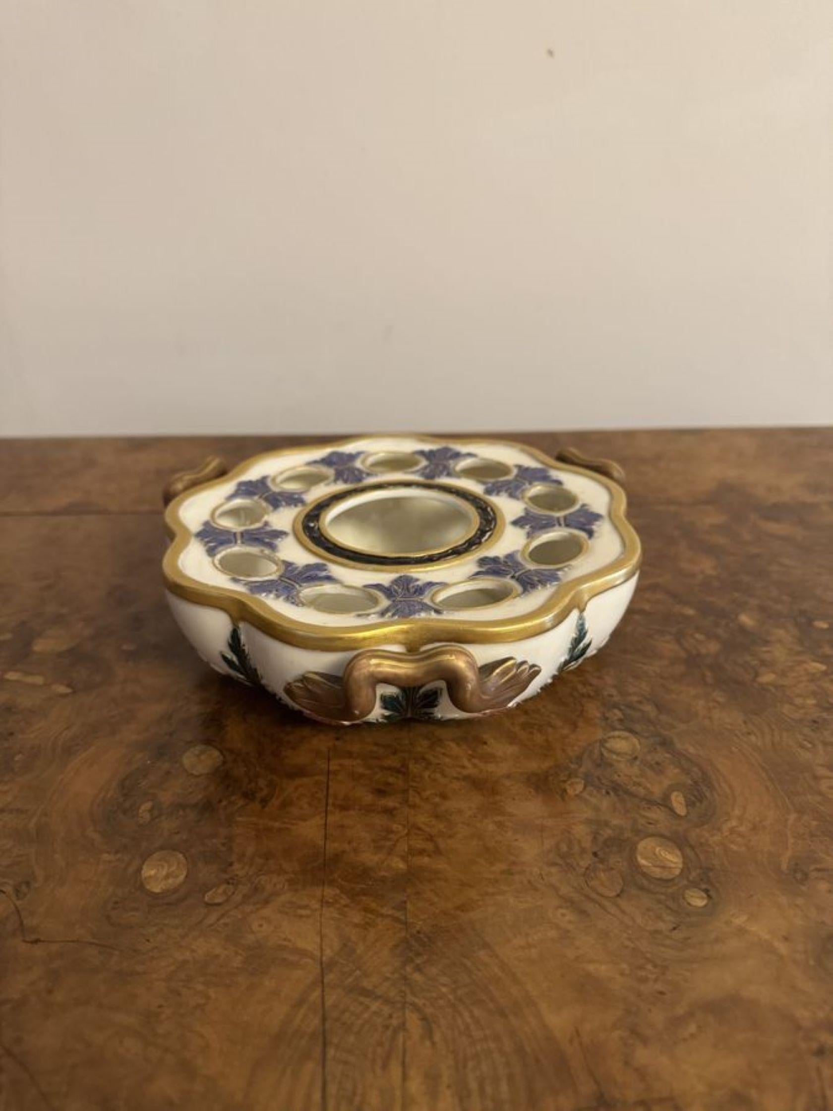 Porcellana Antico portafiori vittoriano di qualità di Royal Worcester in vendita