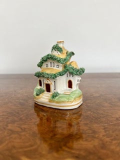 Quality antique Victorian Staffordshire cottage