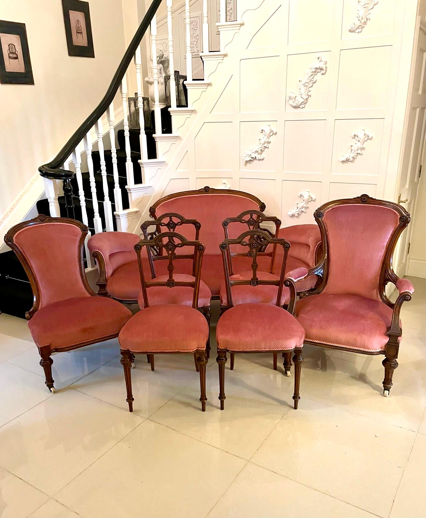 Antiker viktorianischer Sessel aus Nussbaumholz im Zustand „Gut“ im Angebot in Suffolk, GB