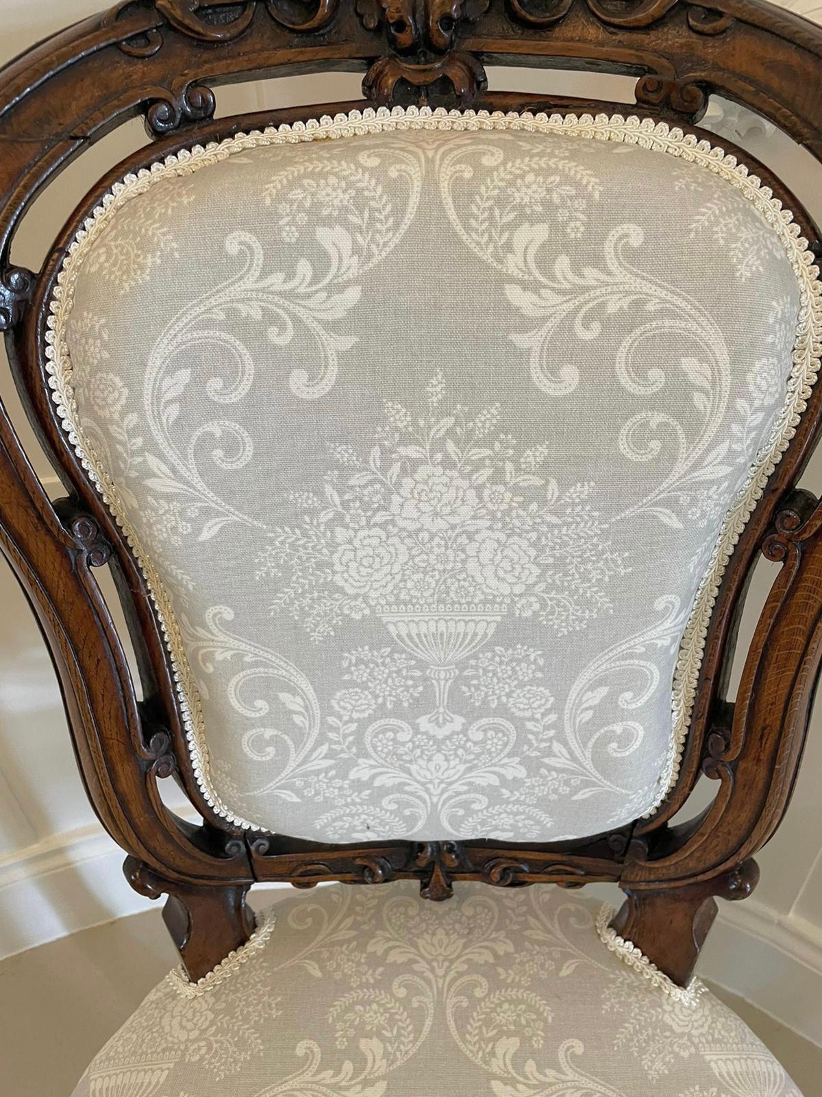 Qualität Antike Viktorianische Nussbaum geschnitzt Side Chair im Angebot 1