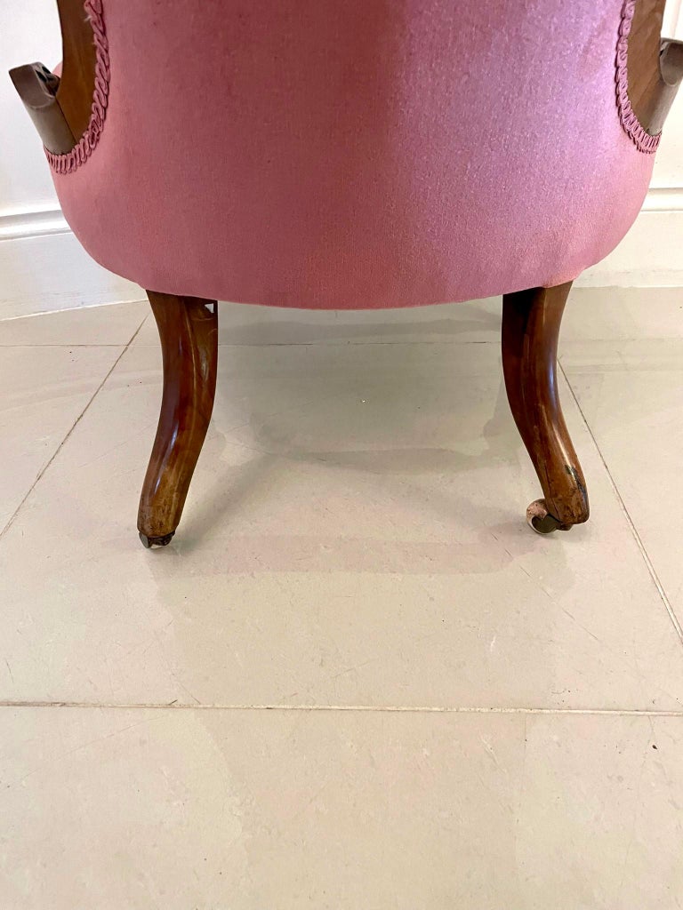 Quality Antique Victorian Walnut Ladies Chair For Sale at 1stDibs