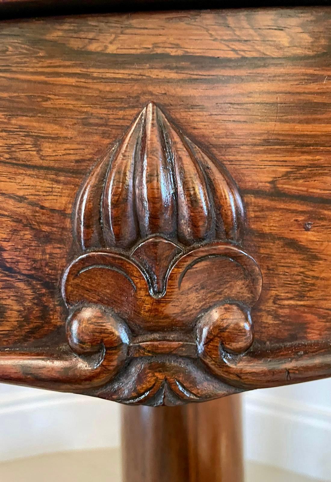 Table à cartes/côté en bois de rose William IV ancienne et de qualité en vente 2
