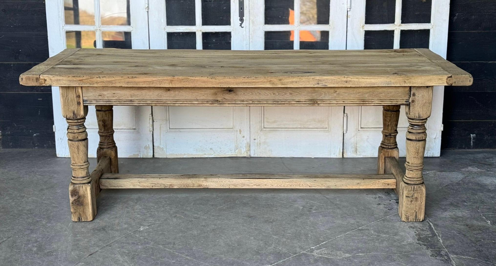 Quality Bleached Oak Farmhouse Dining Table  For Sale 11