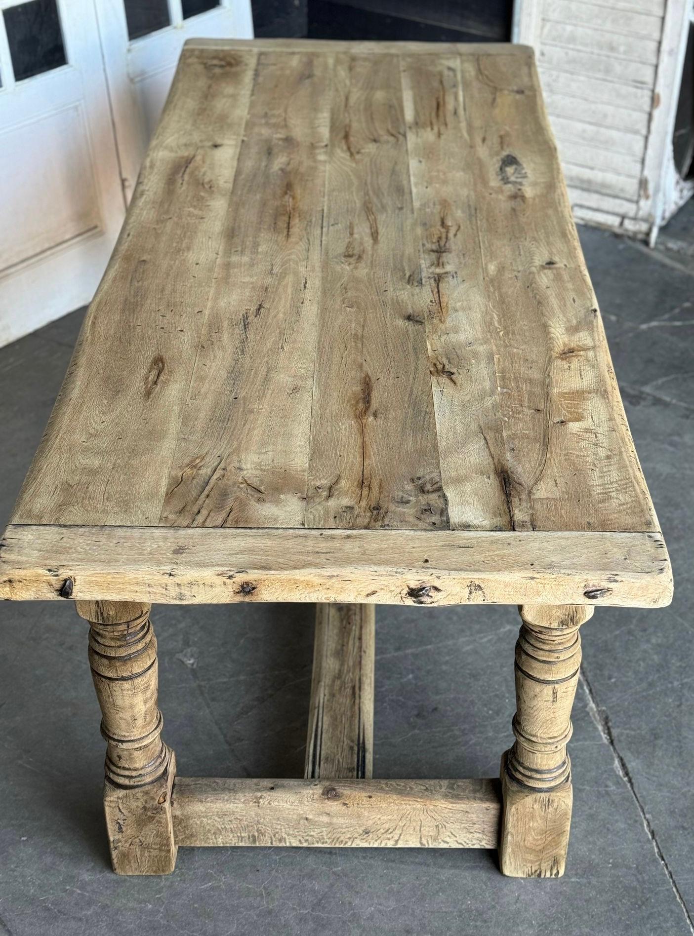 20th Century Quality Bleached Oak Farmhouse Dining Table  For Sale