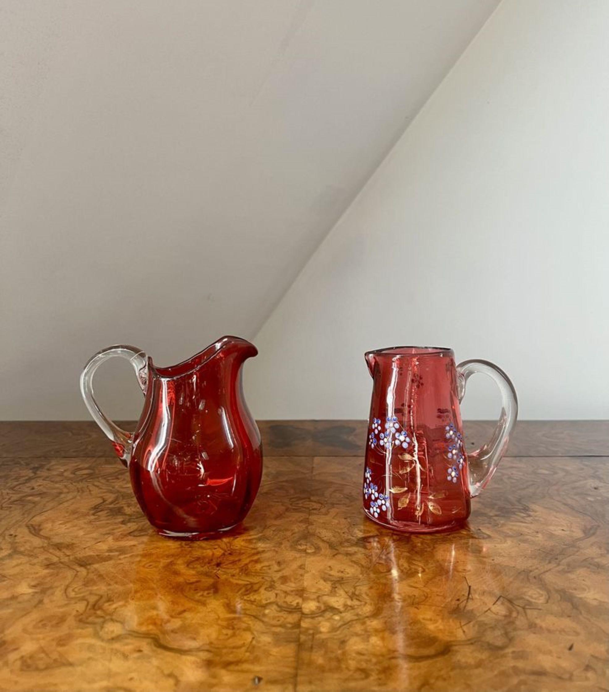 Qualitätsvolle Sammlung antiker viktorianischer Preiselbeerglas-Kollektion  (Glas) im Angebot