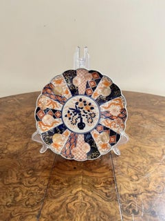 Collection de cinq assiettes japonaises anciennes en imari de qualité